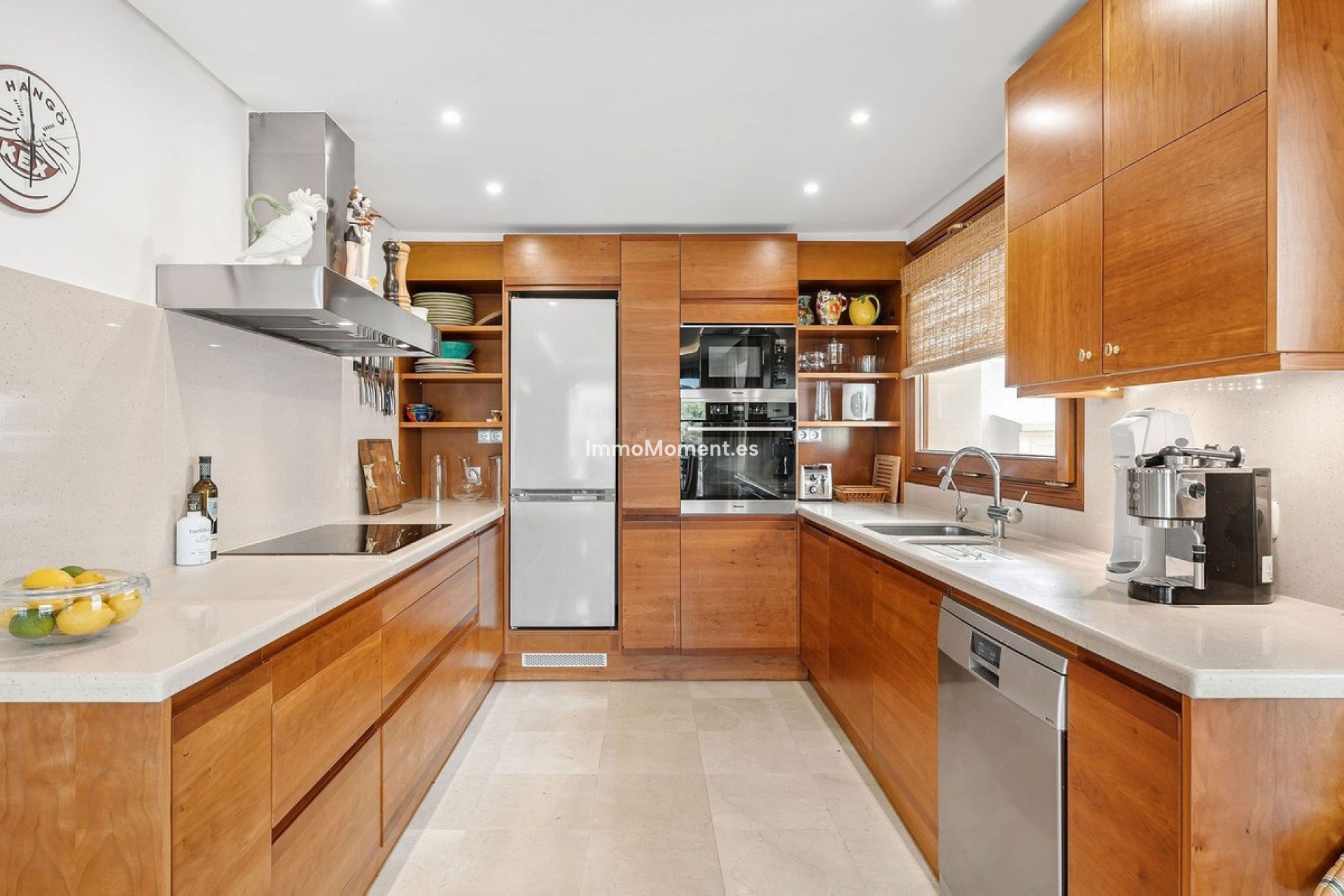 Resale - Villa - Marbella - Nueva Andalucía