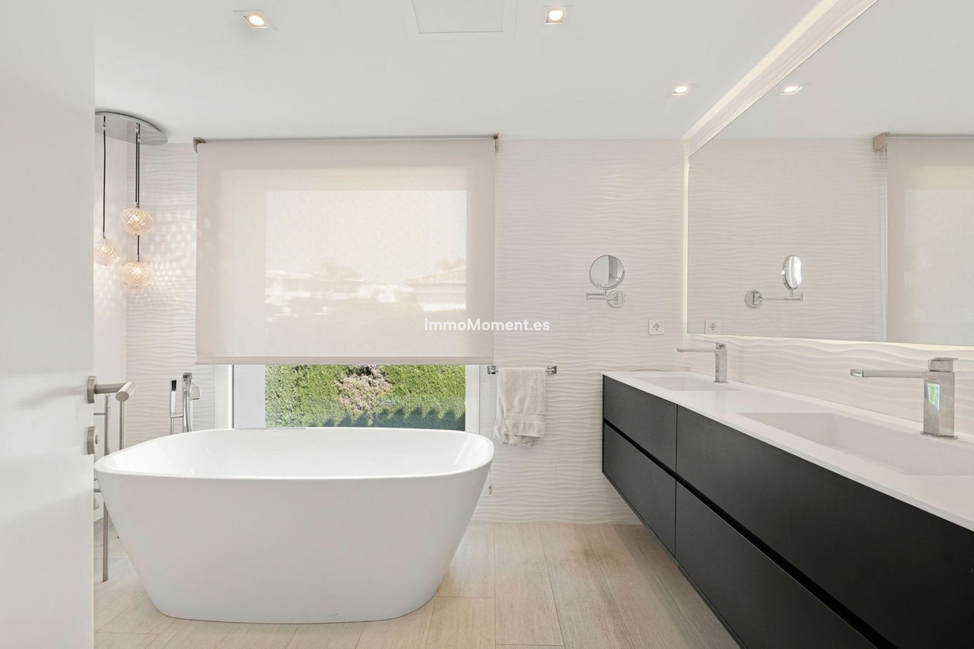 Resale - Villa - Marbella - Nueva Andalucía