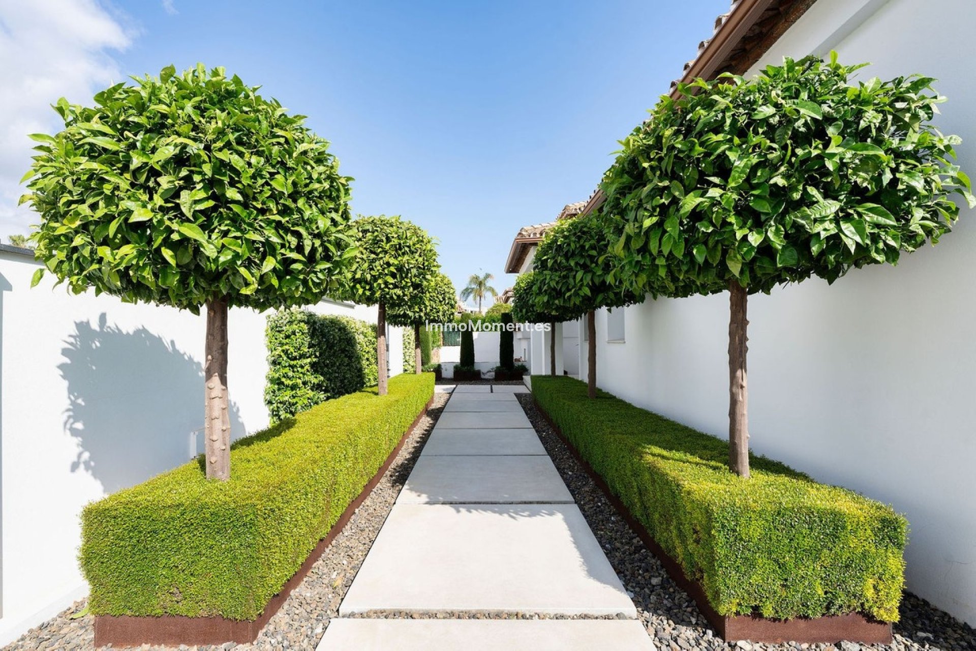 Resale - Villa - Marbella - Nueva Andalucía