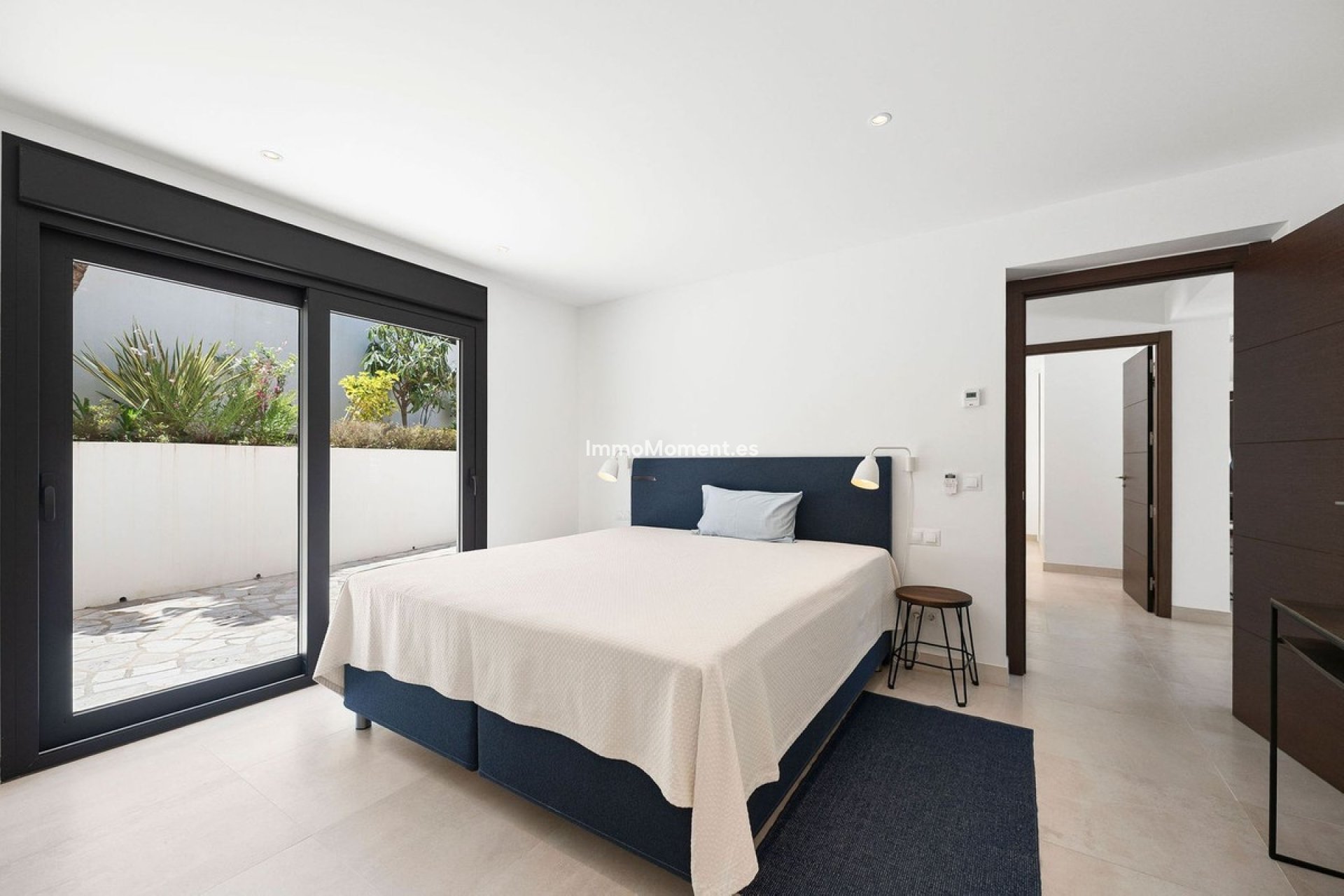 Resale - Villa - Marbella - Nueva Andalucía