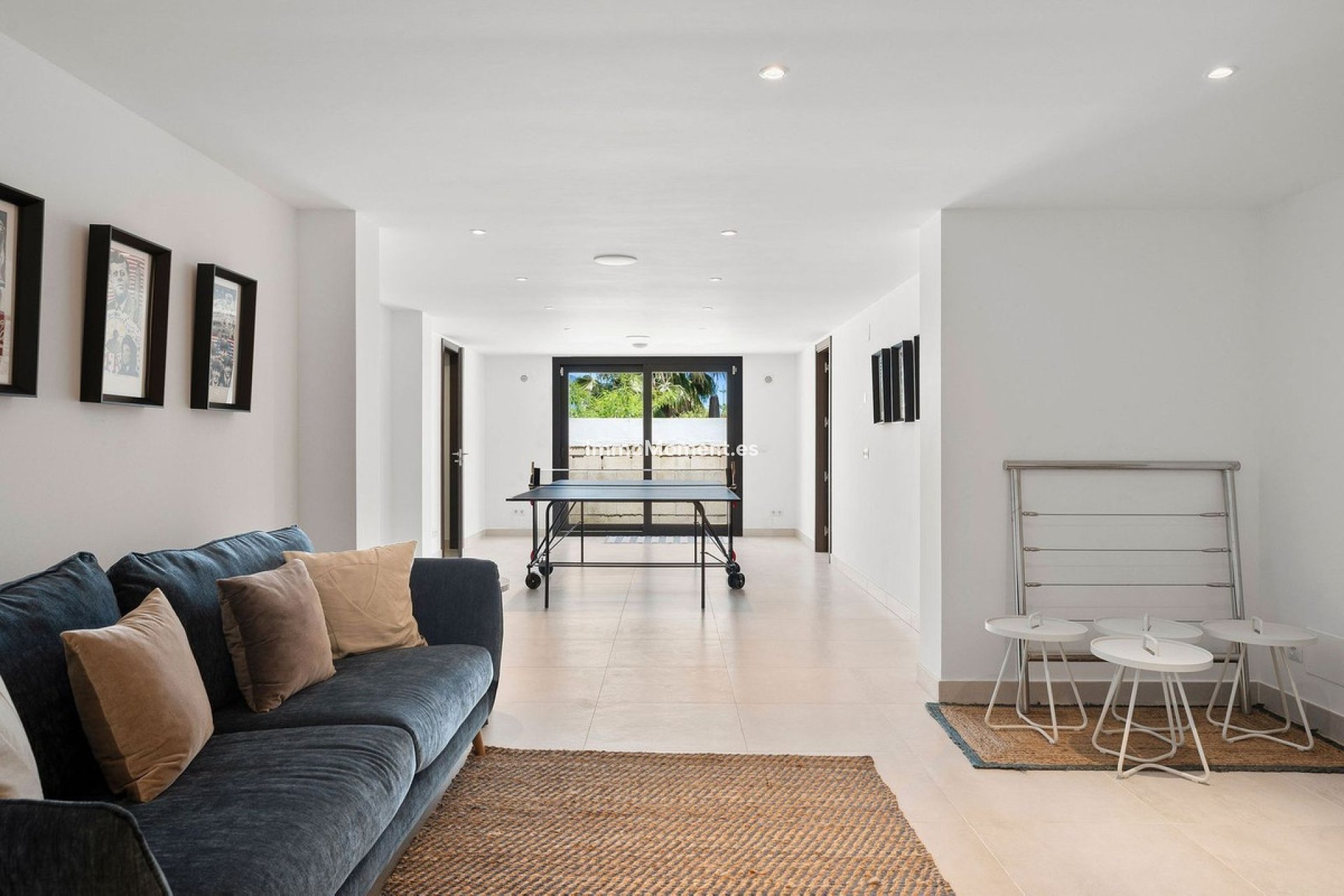 Resale - Villa - Marbella - Nueva Andalucía