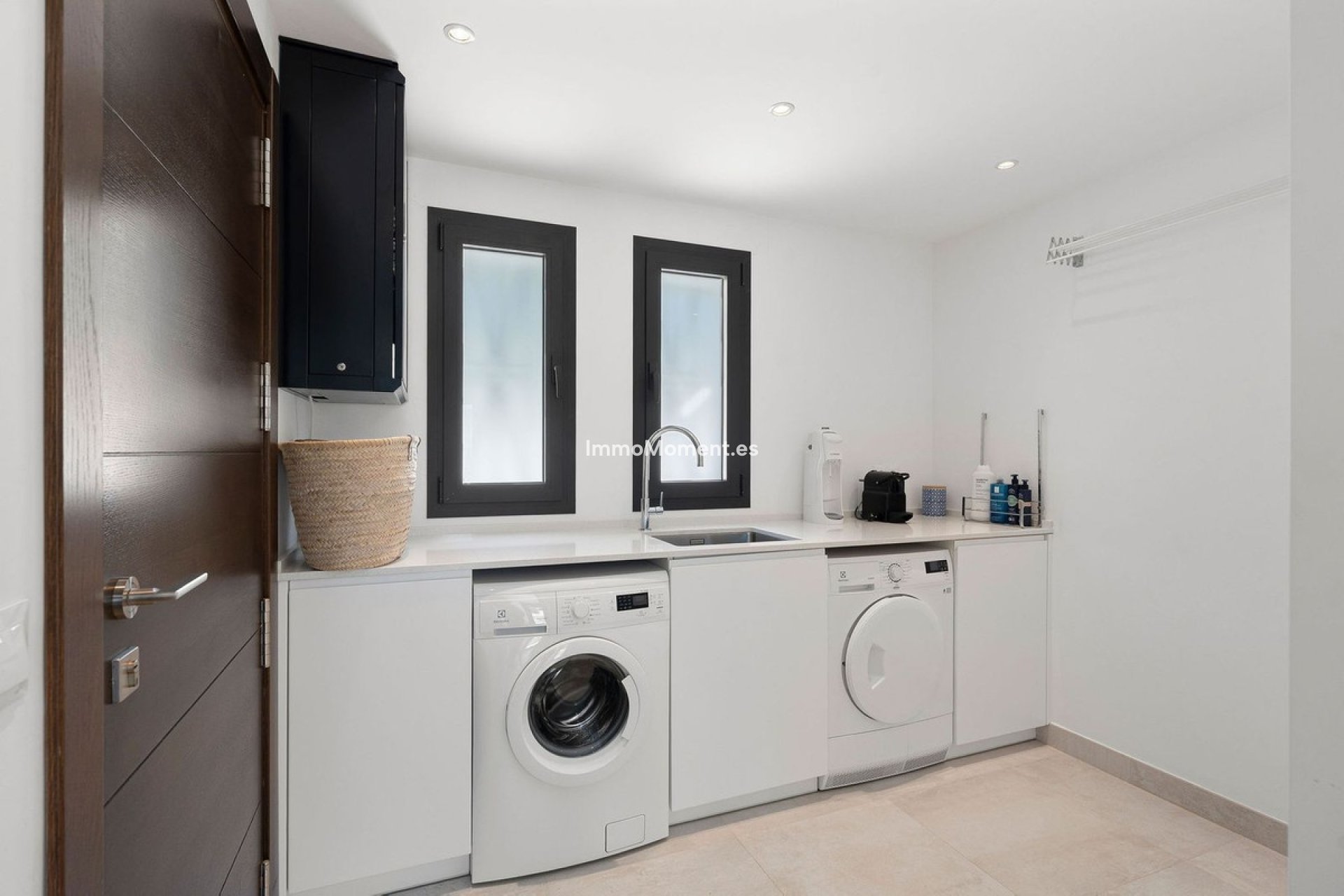 Resale - Villa - Marbella - Nueva Andalucía