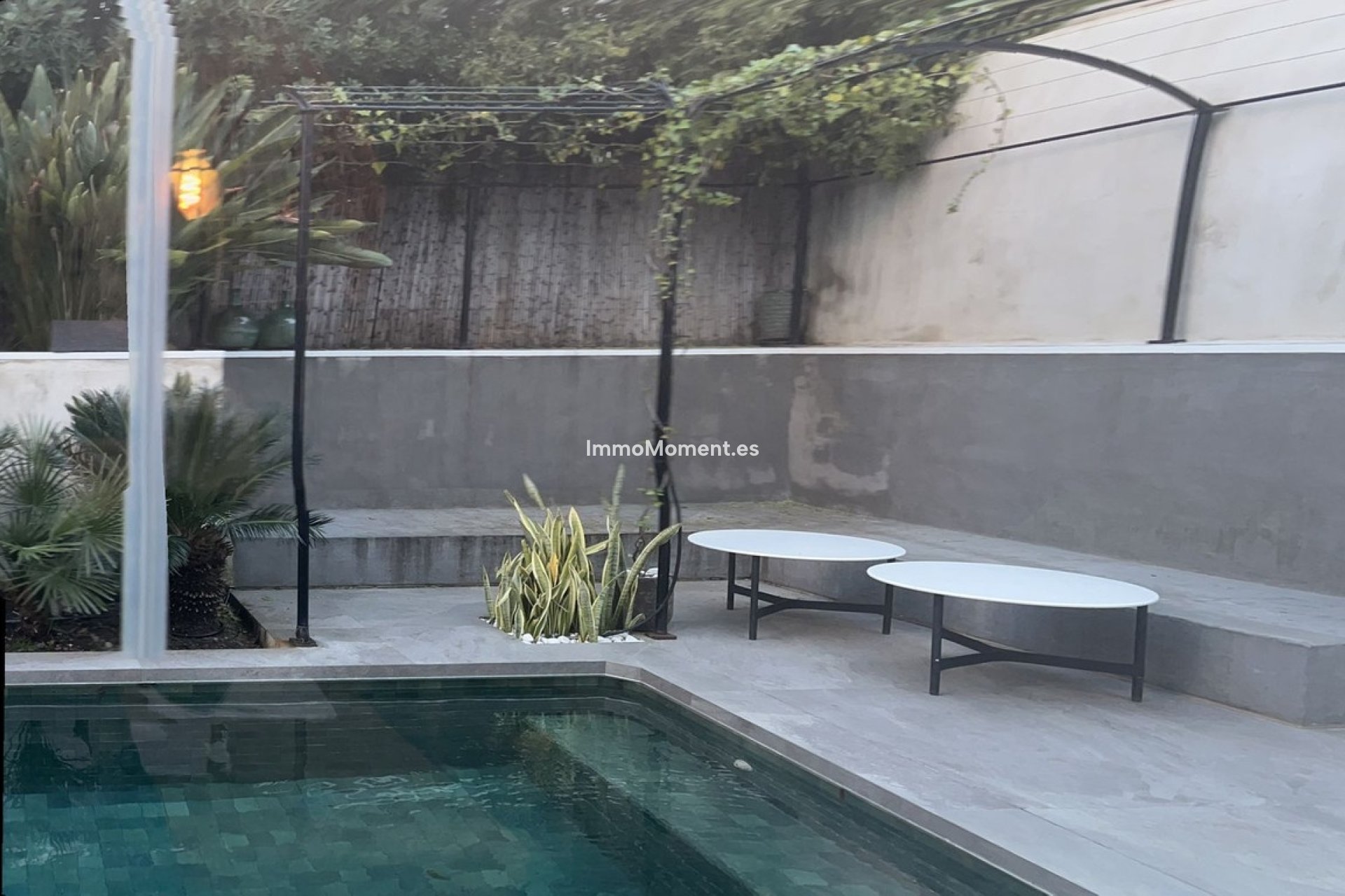 Resale - Villa - Marbella - Nueva Andalucía