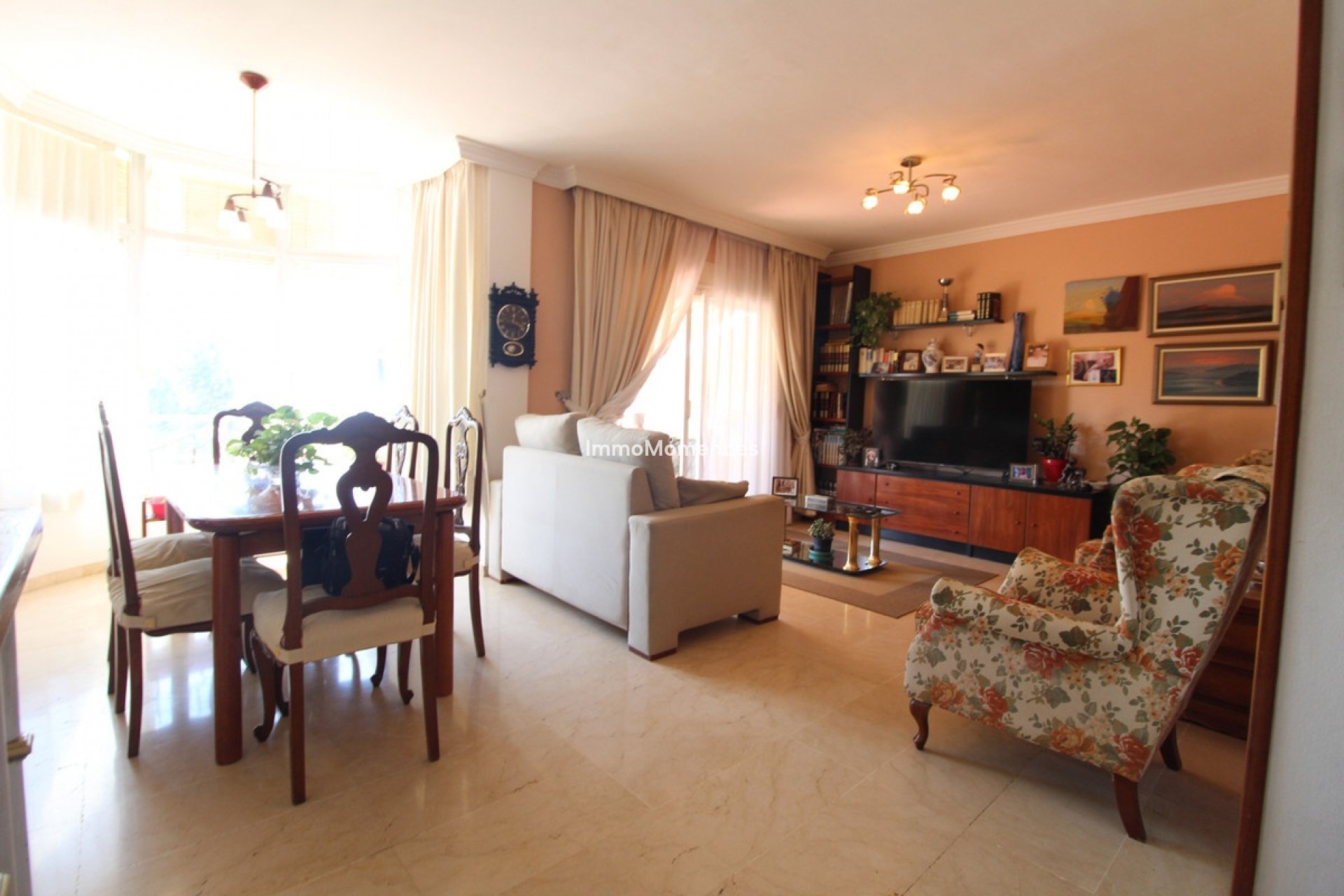 Resale - Villa - Marbella - Nueva Andalucía