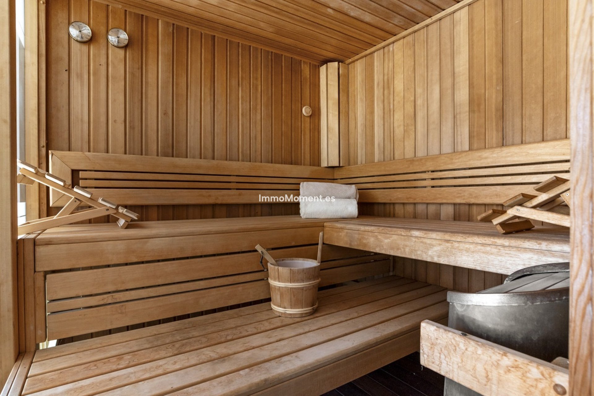 Resale - Villa - Marbella - Nueva Andalucía