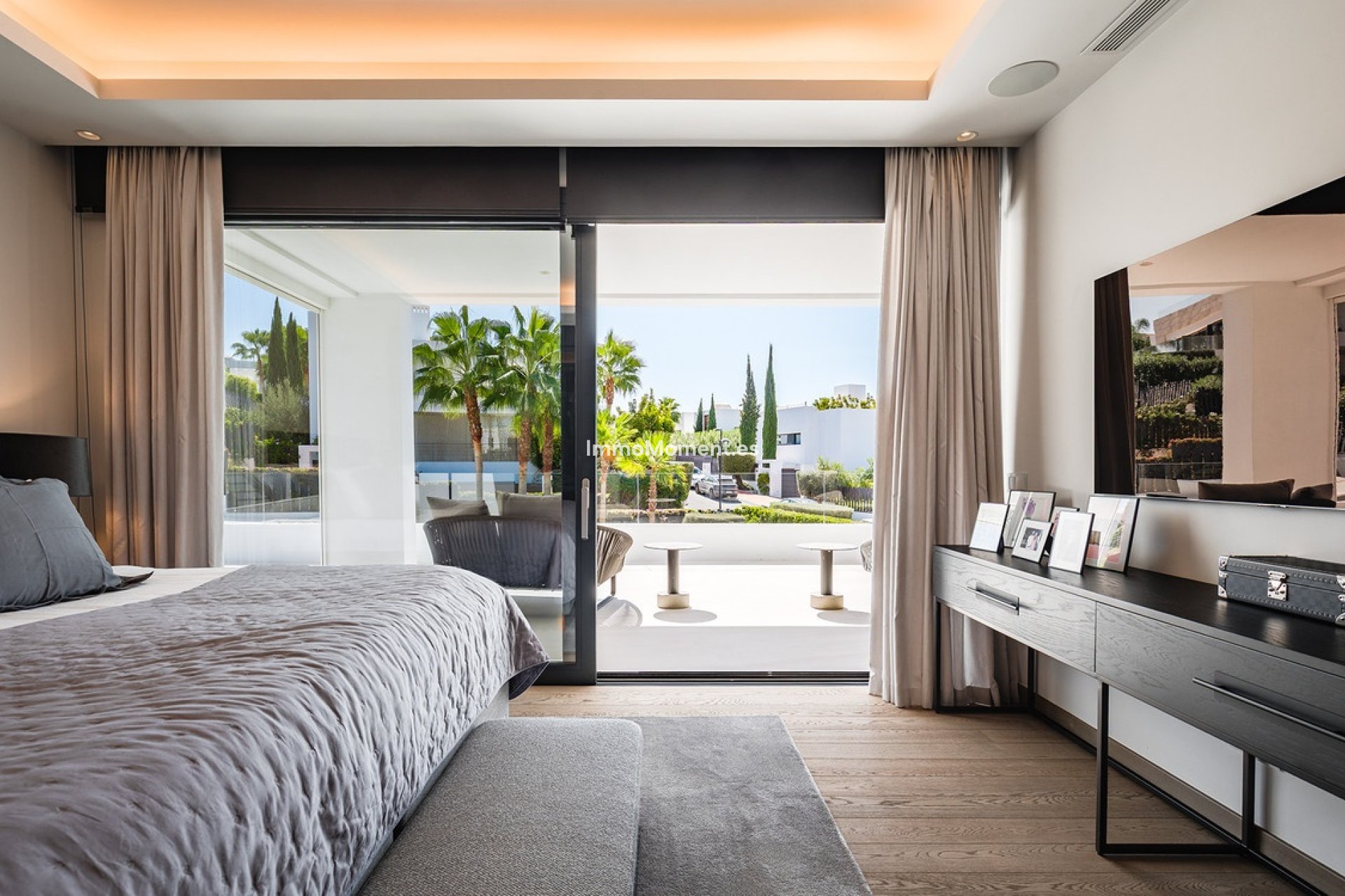 Resale - Villa - Marbella - Nueva Andalucía