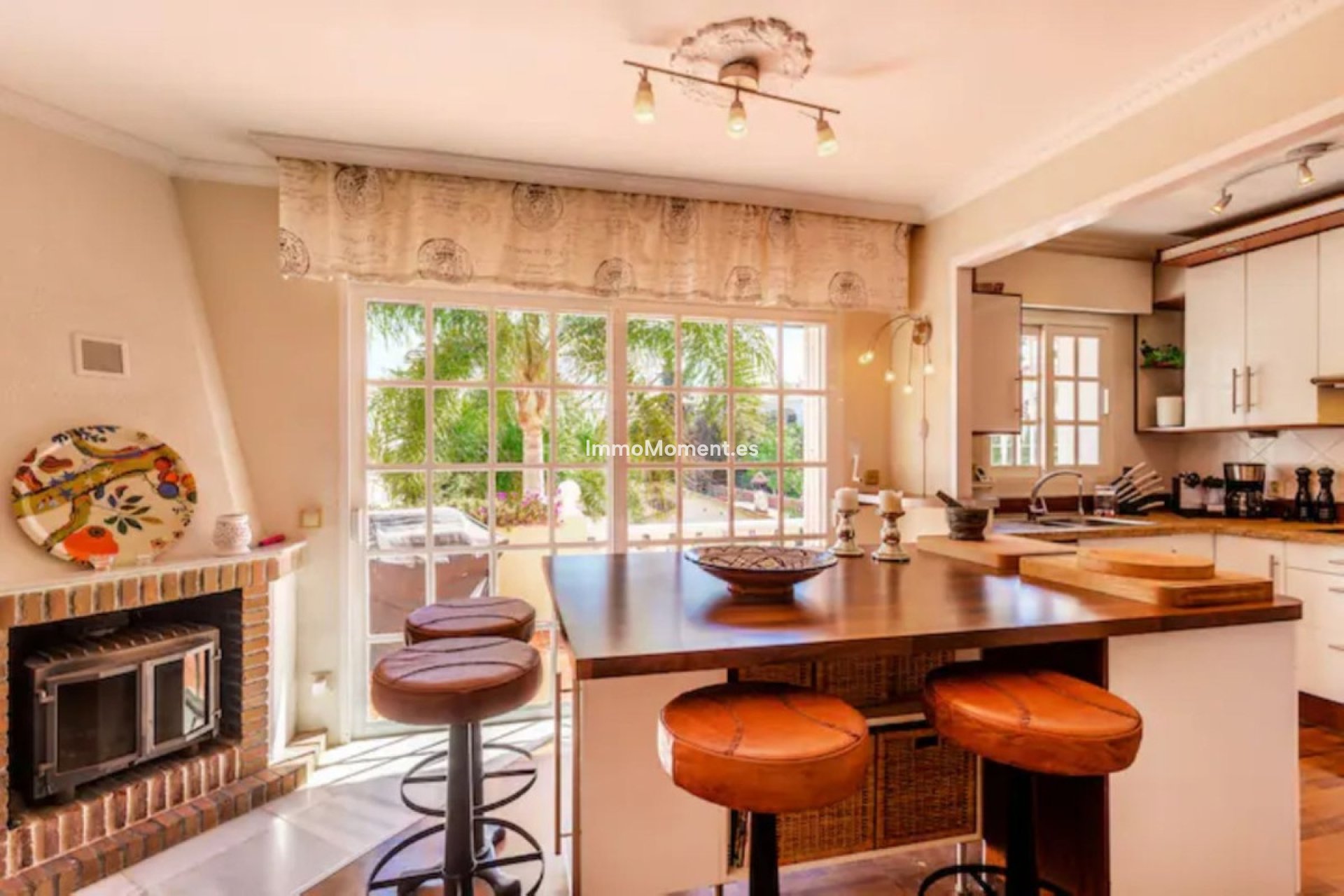 Resale - Villa - Marbella - Nueva Andalucía