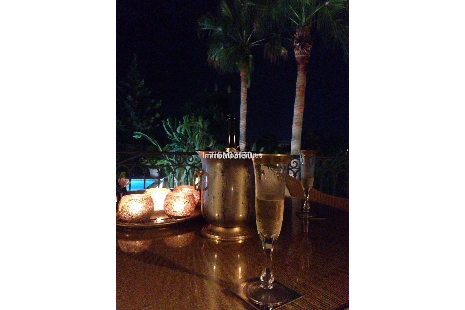 Resale - Villa - Marbella - Nueva Andalucía