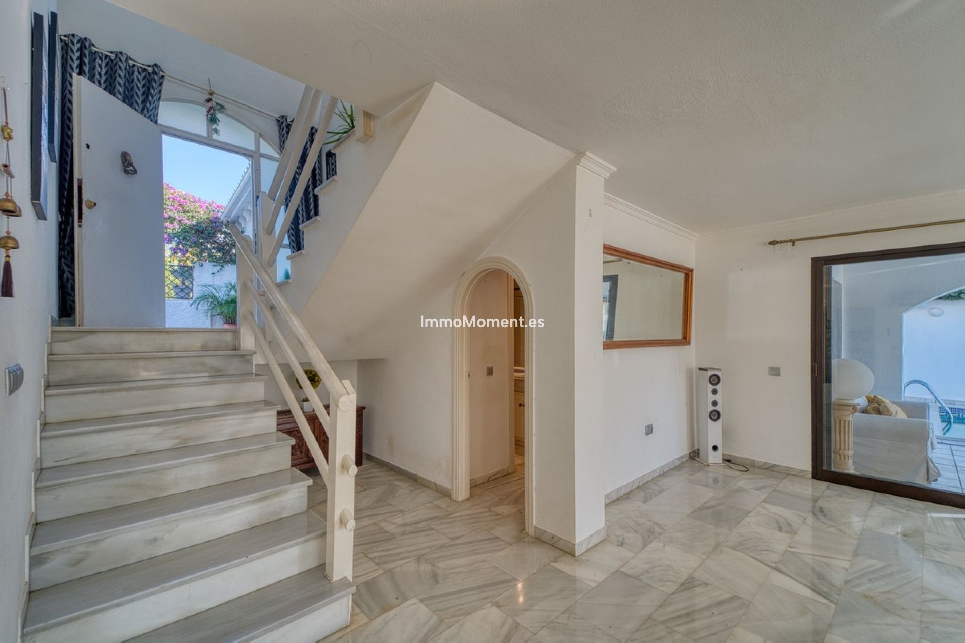 Resale - Villa - Marbella - Nueva Andalucía