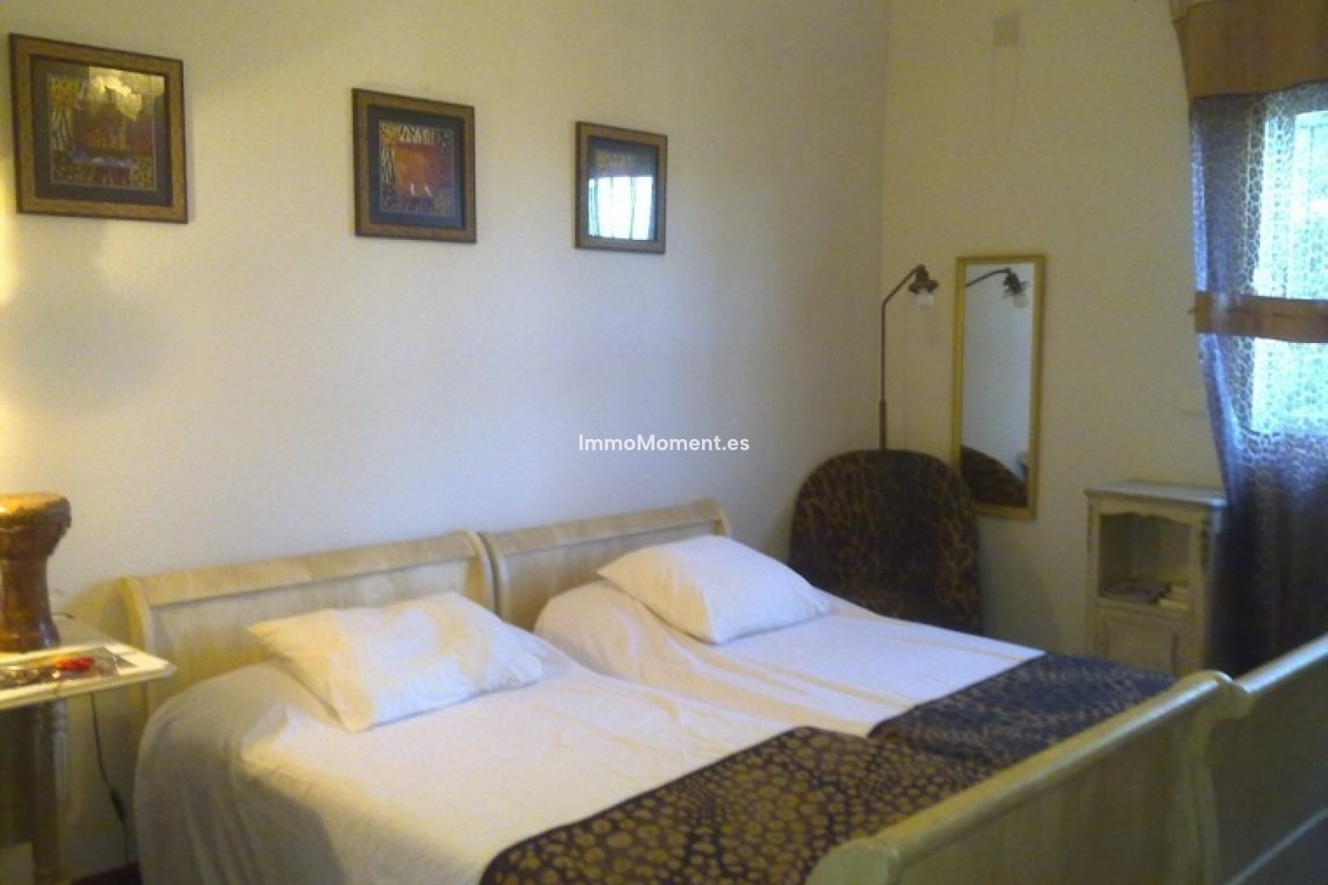 Resale - Villa - Marbella - Nueva Andalucía