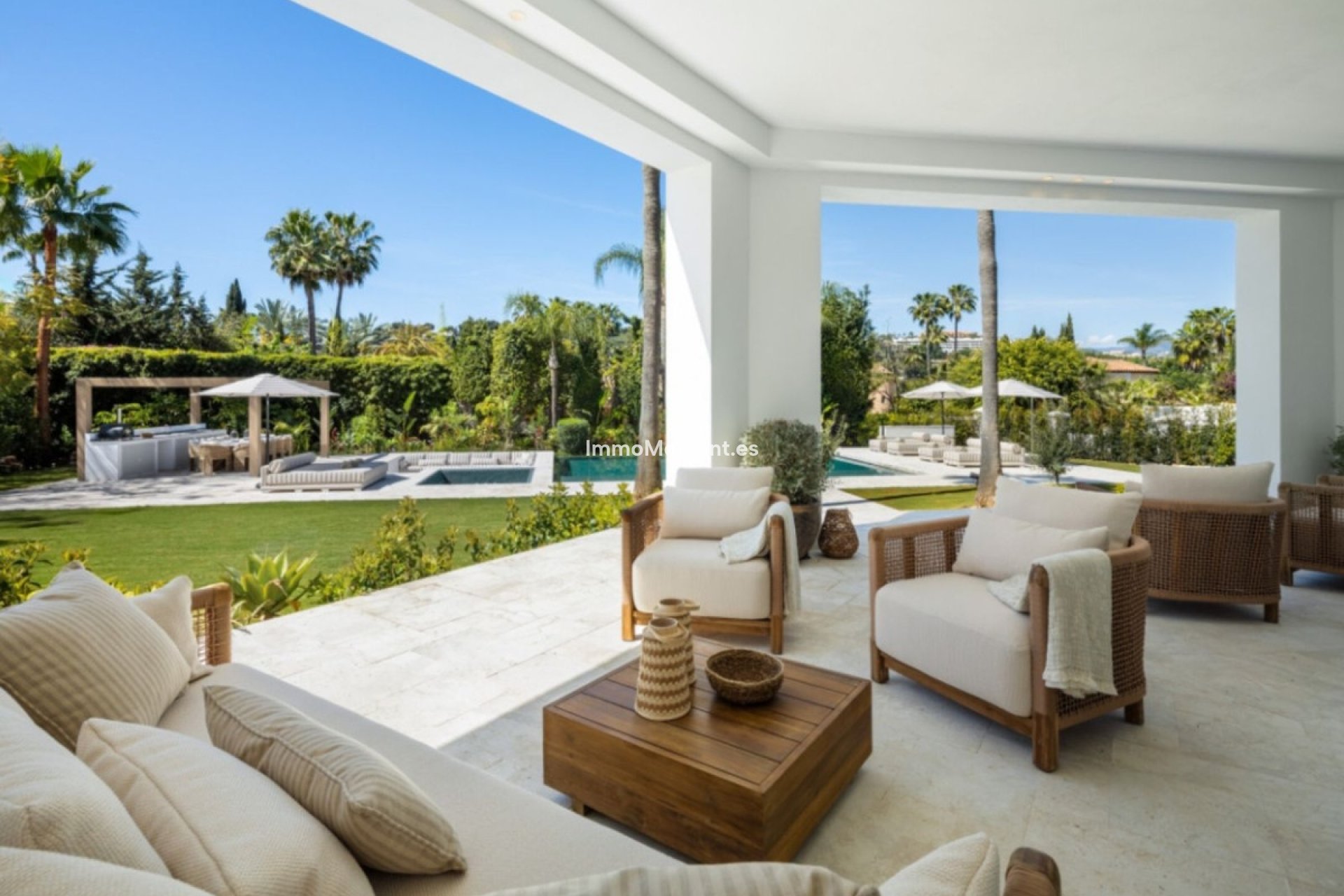 Resale - Villa - Marbella - Nueva Andalucía