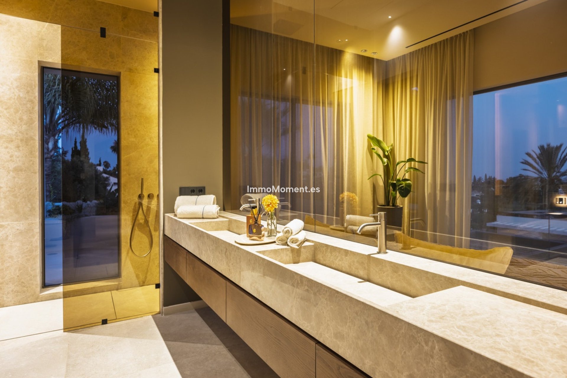 Resale - Villa - Marbella - Nueva Andalucía