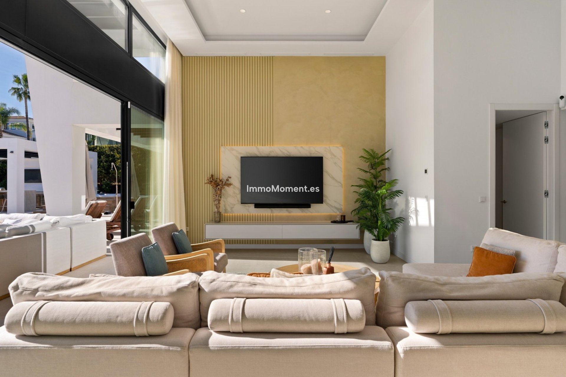 Resale - Villa - Marbella - Nueva Andalucía