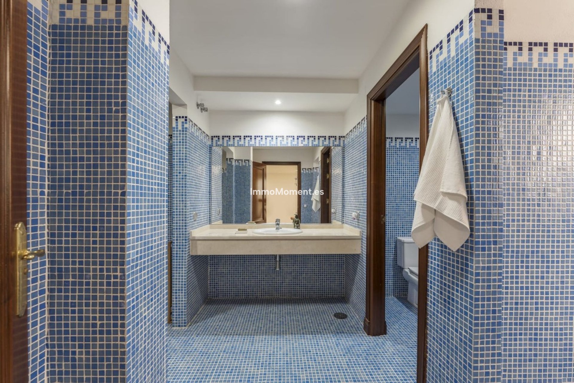 Resale - Villa - Marbella - Nueva Andalucía