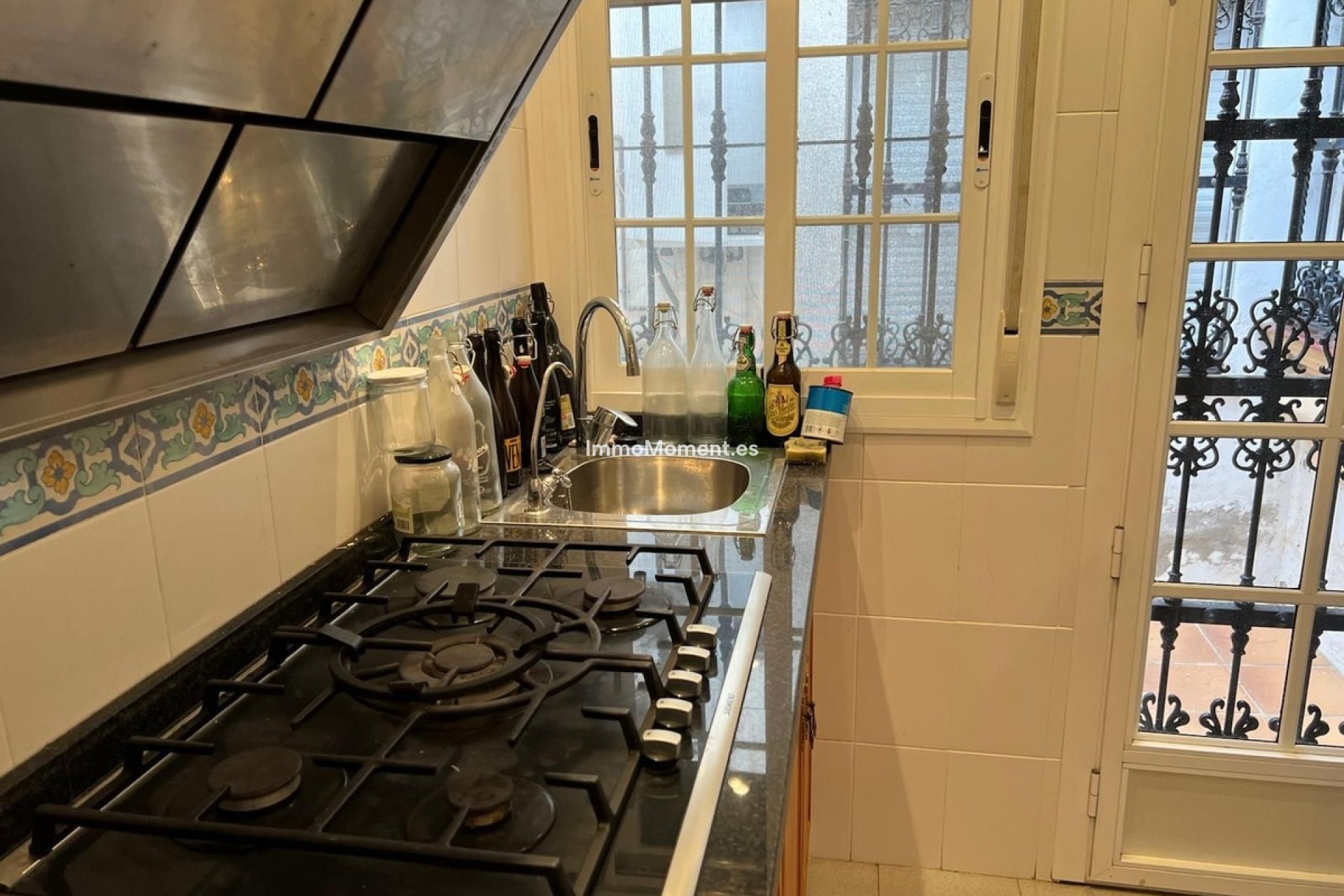 Resale - Villa - Marbella - Nueva Andalucía