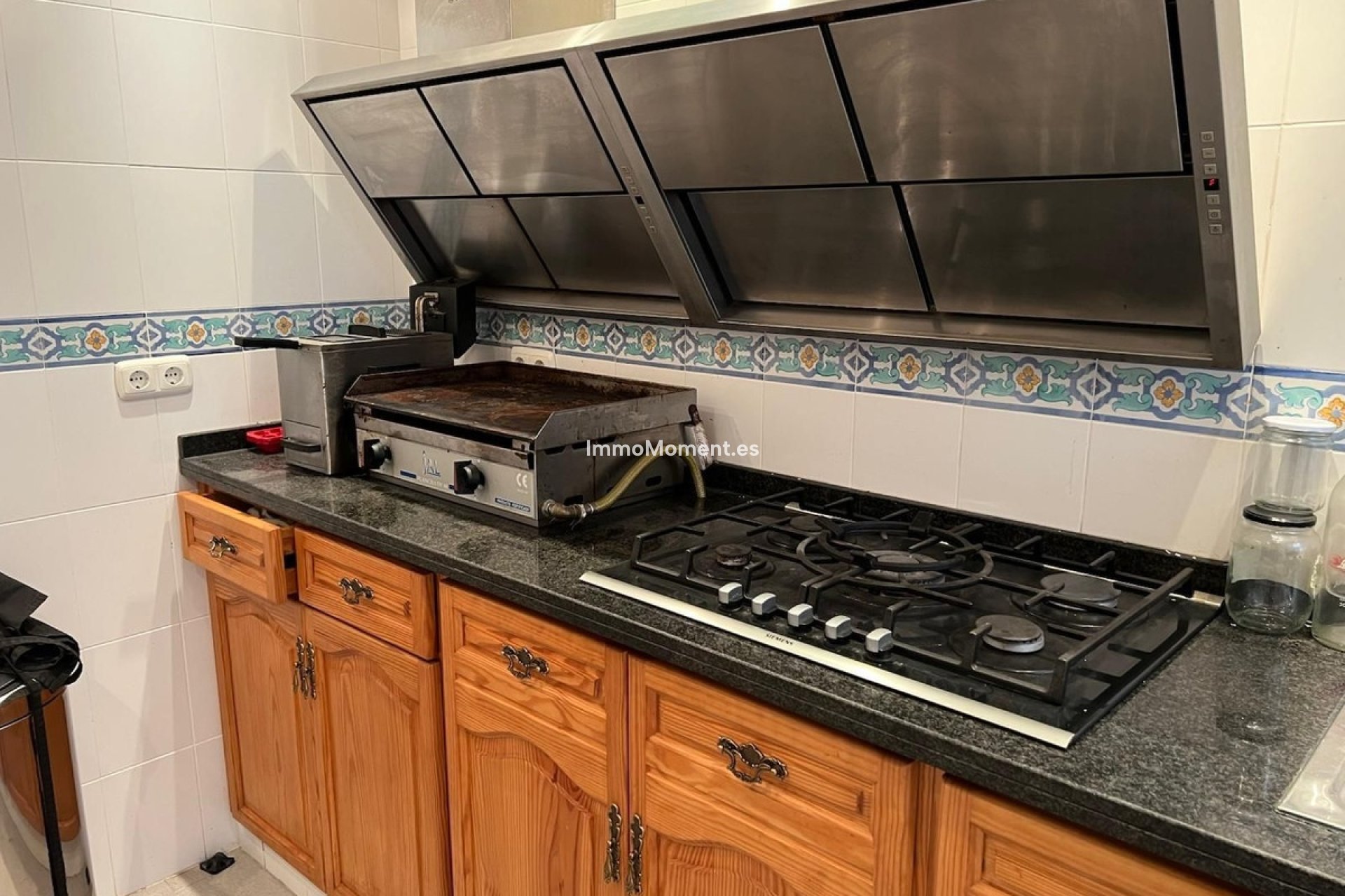 Resale - Villa - Marbella - Nueva Andalucía