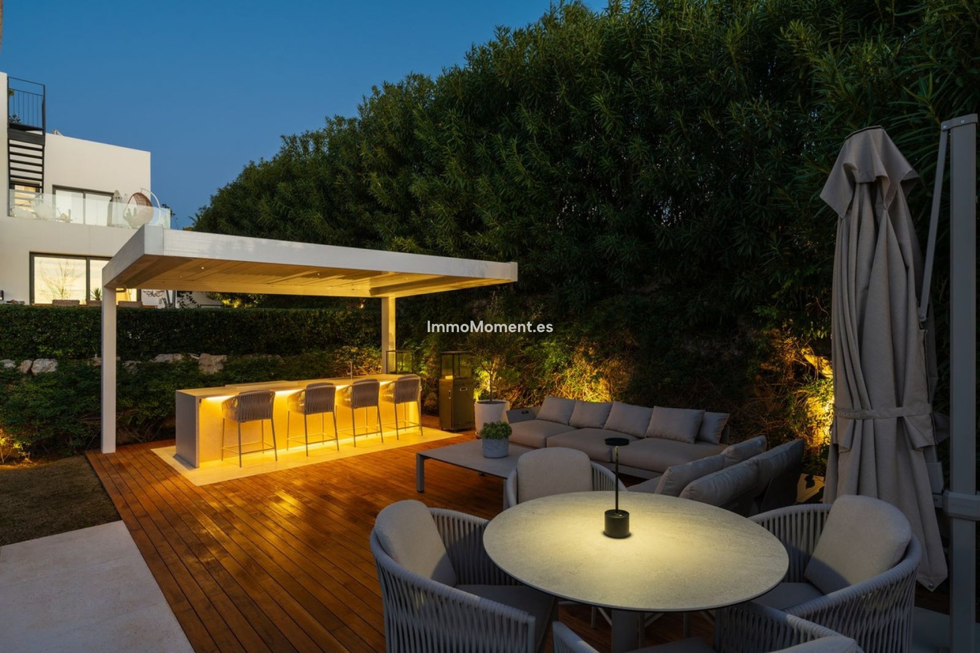 Resale - Villa - Marbella - Nueva Andalucía