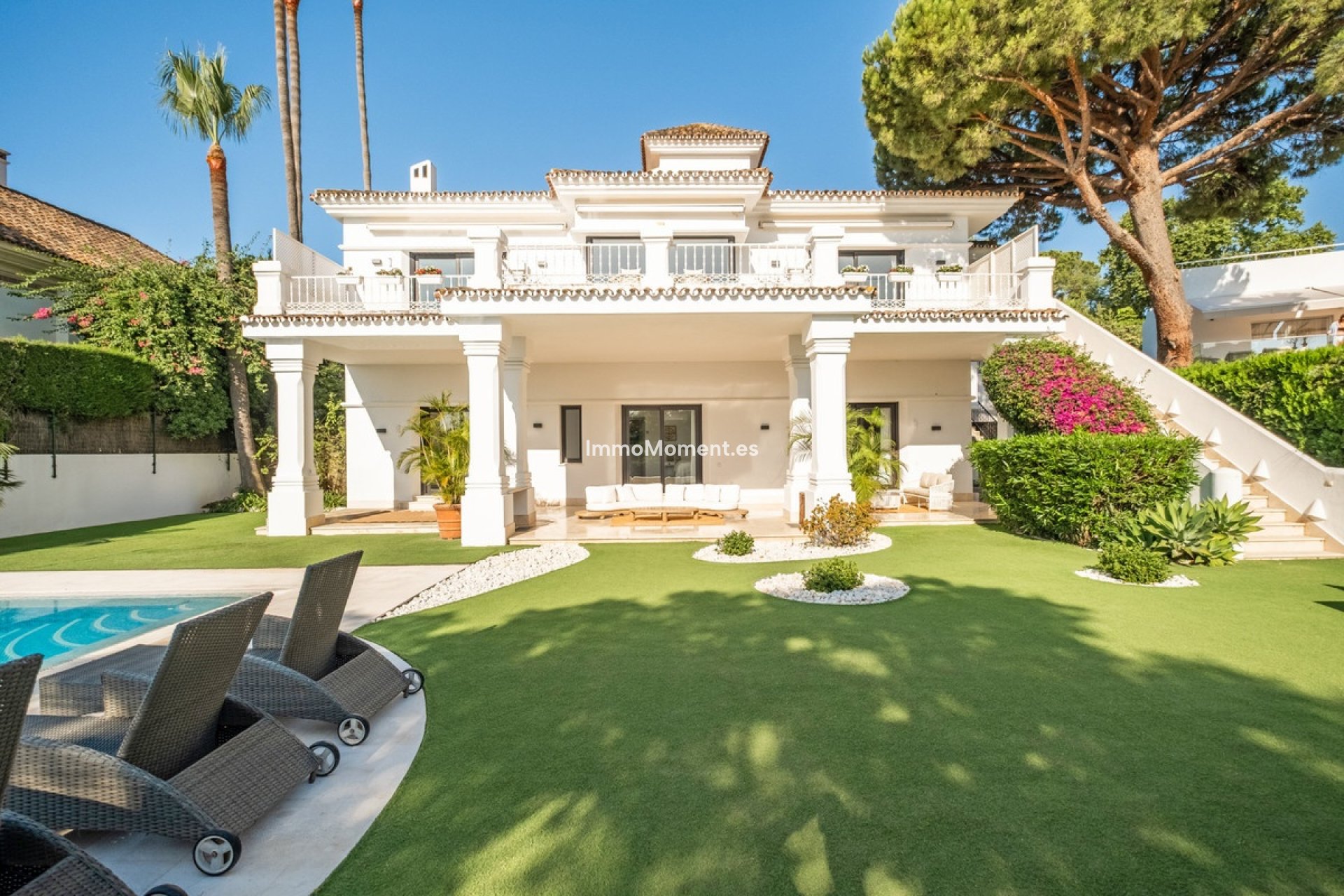 Resale - Villa - Marbella - Nueva Andalucía