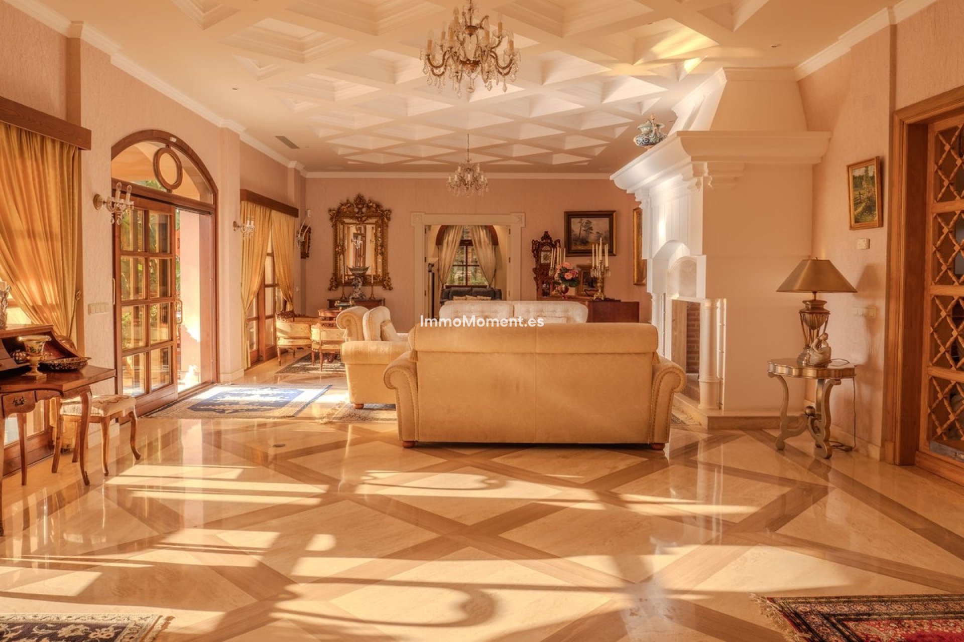 Resale - Villa - Marbella - Nueva Andalucía