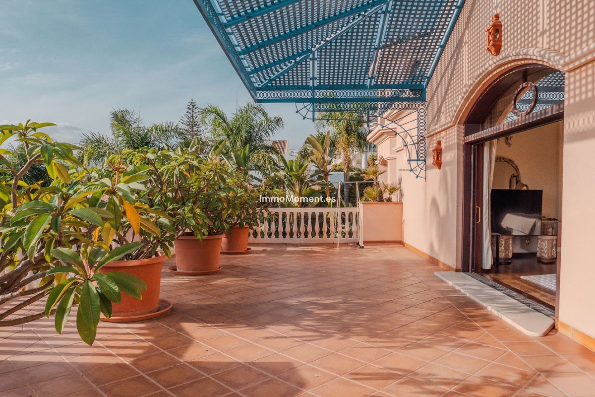 Resale - Villa - Marbella - Nueva Andalucía