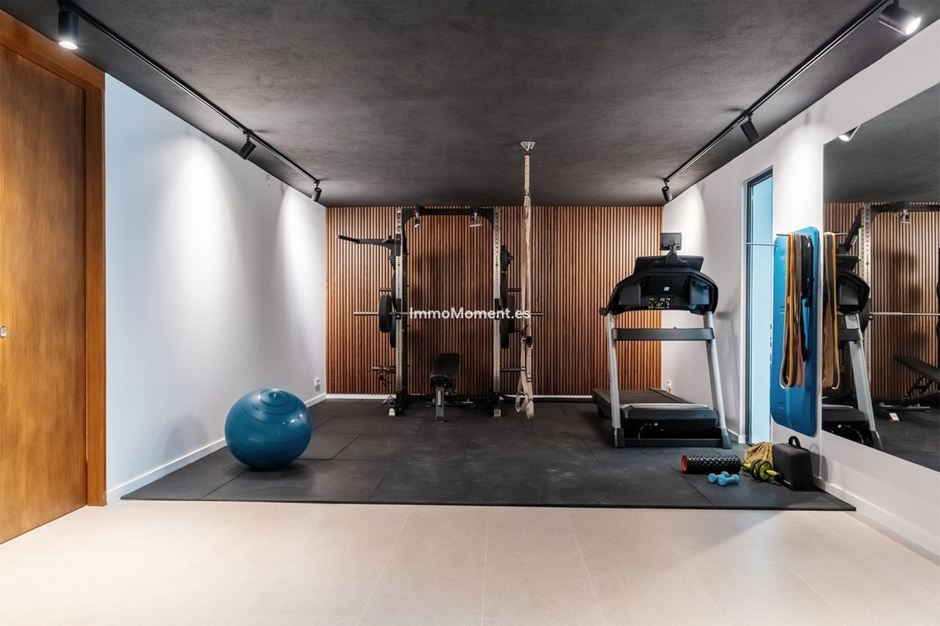 Resale - Villa - Marbella - Nueva Andalucía