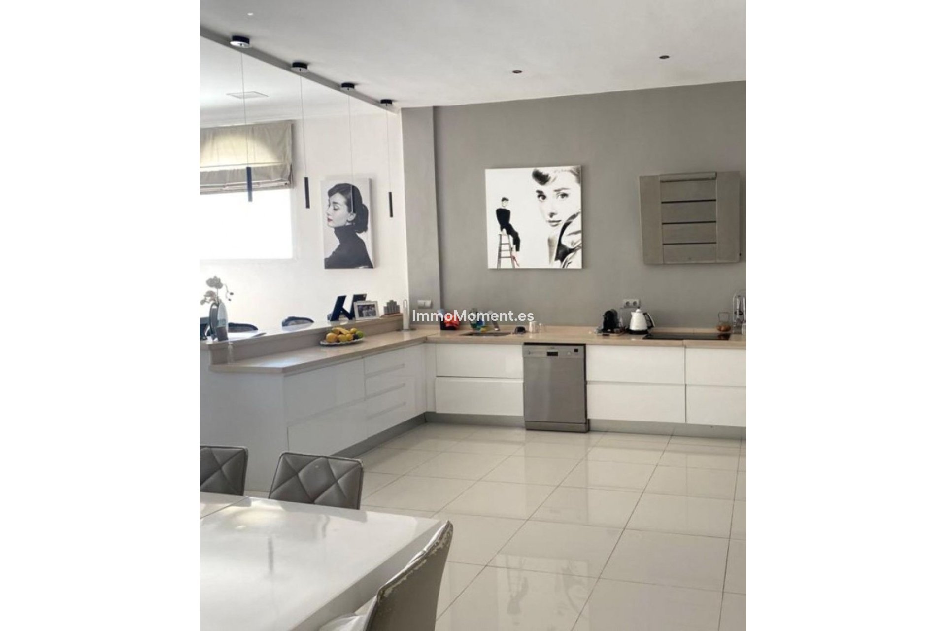 Resale - Villa - Marbella - Nueva Andalucía