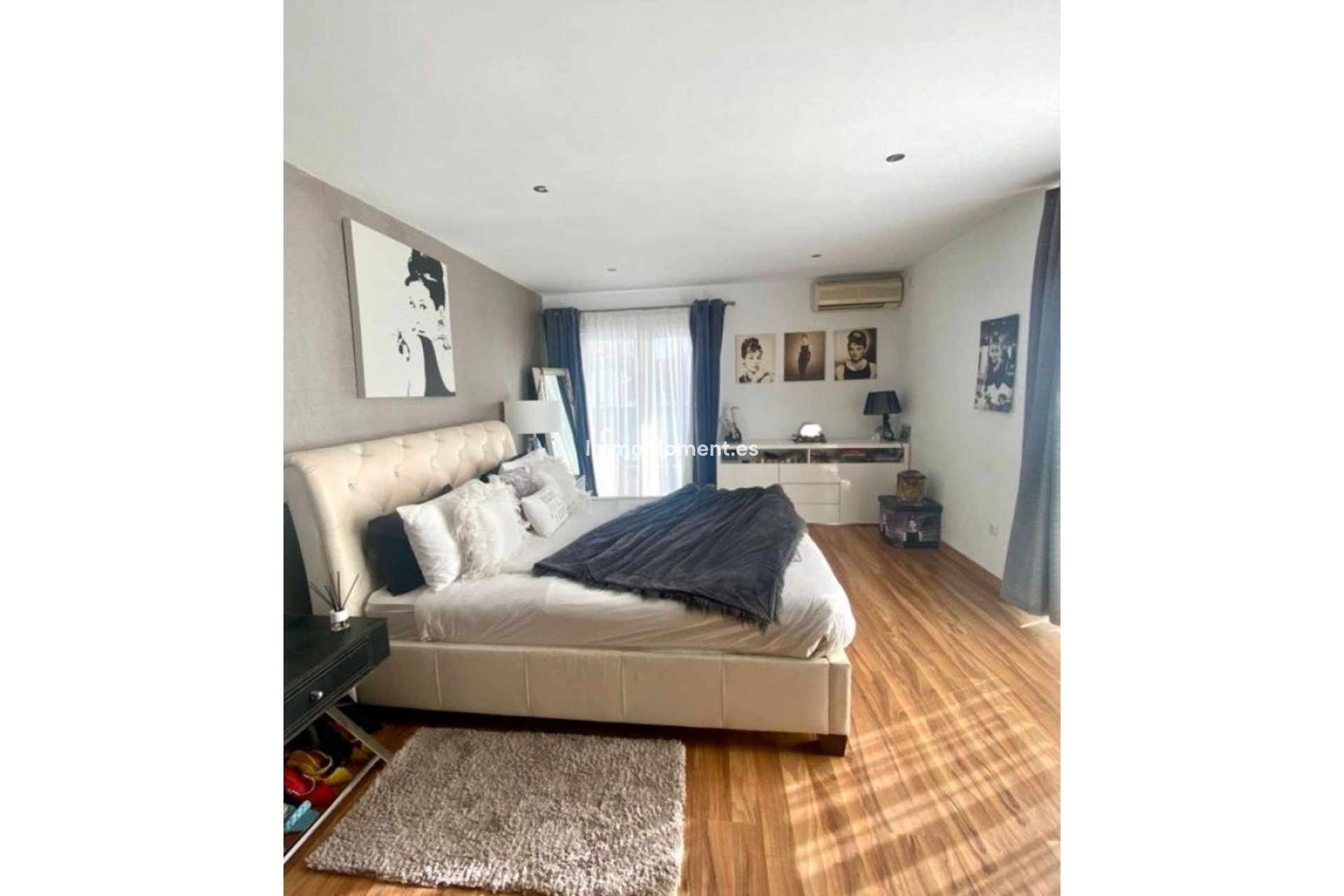 Resale - Villa - Marbella - Nueva Andalucía