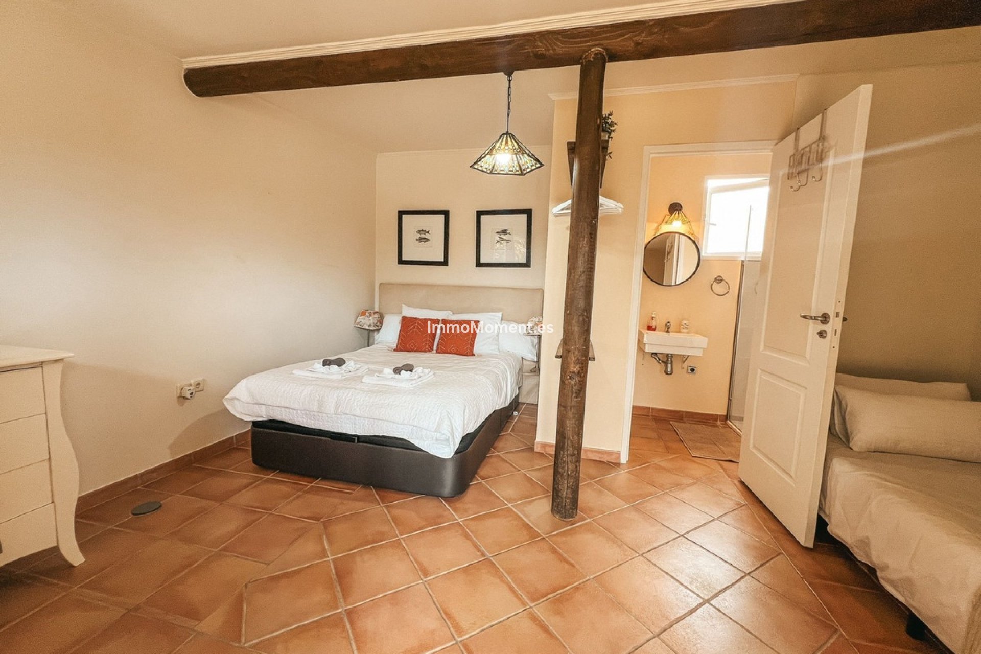 Resale - Villa - Marbella - Nueva Andalucía