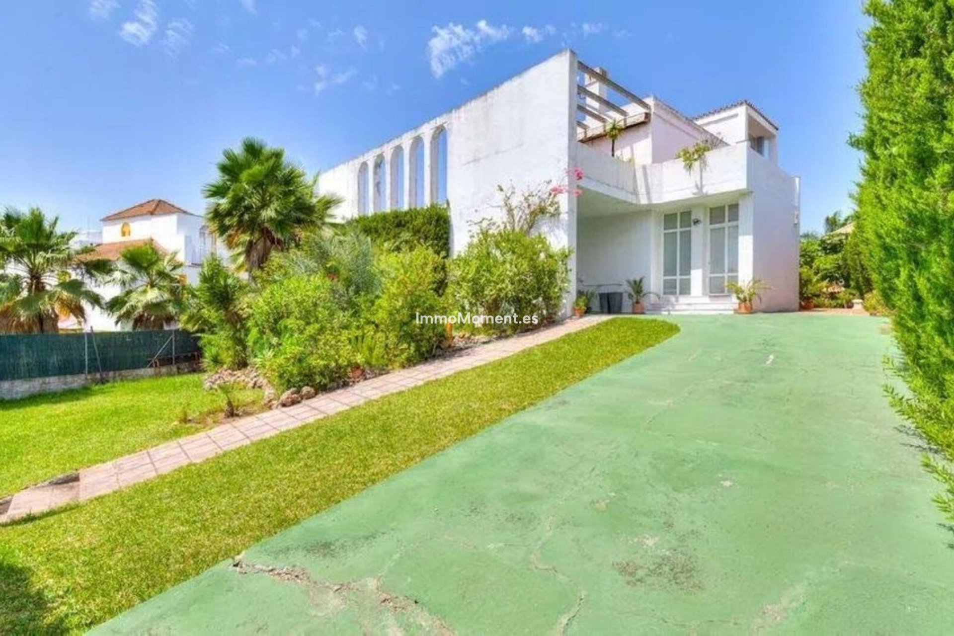 Resale - Villa - Marbella - Nueva Andalucía