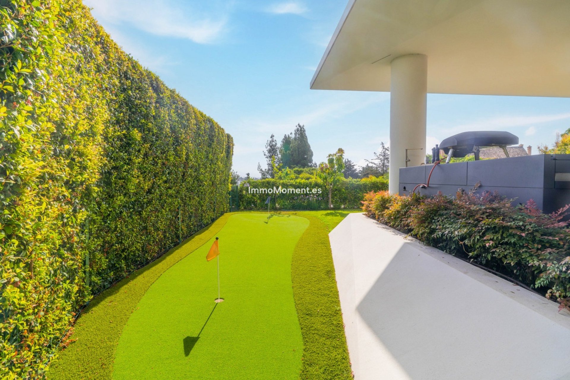 Resale - Villa - Marbella - Nueva Andalucía