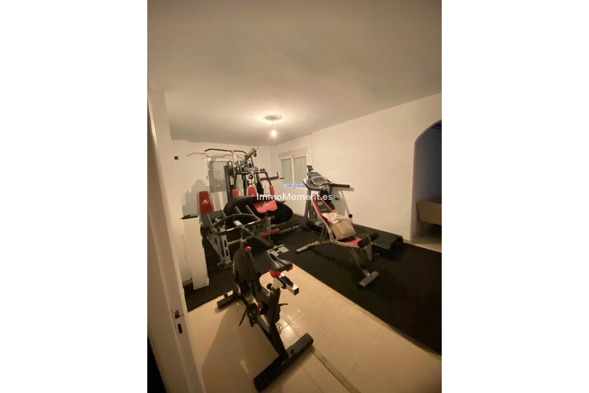 Resale - Villa - Marbella - Nueva Andalucía