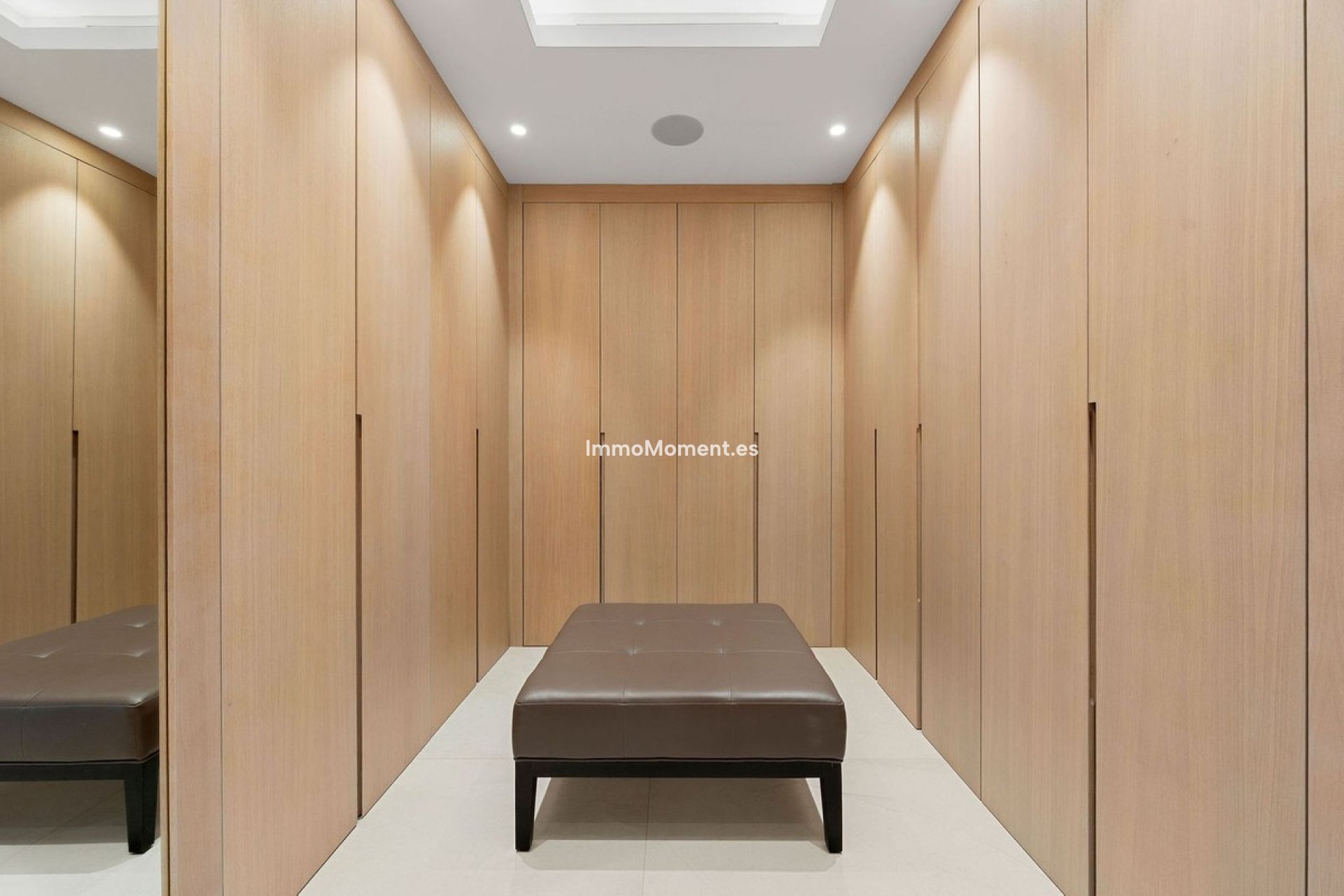 Resale - Villa - Marbella - Nueva Andalucía