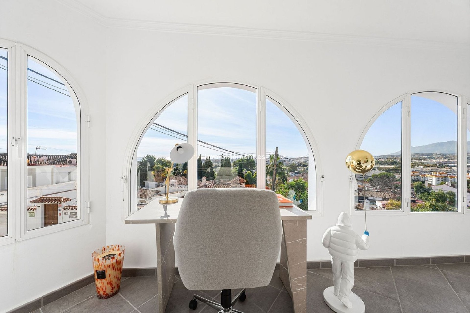 Resale - Villa - Marbella - Nueva Andalucía