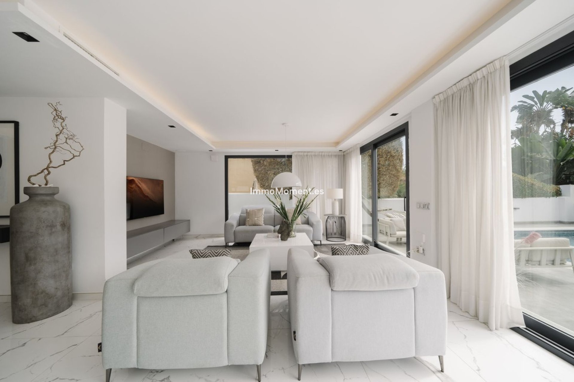 Resale - Villa - Marbella - Nueva Andalucía