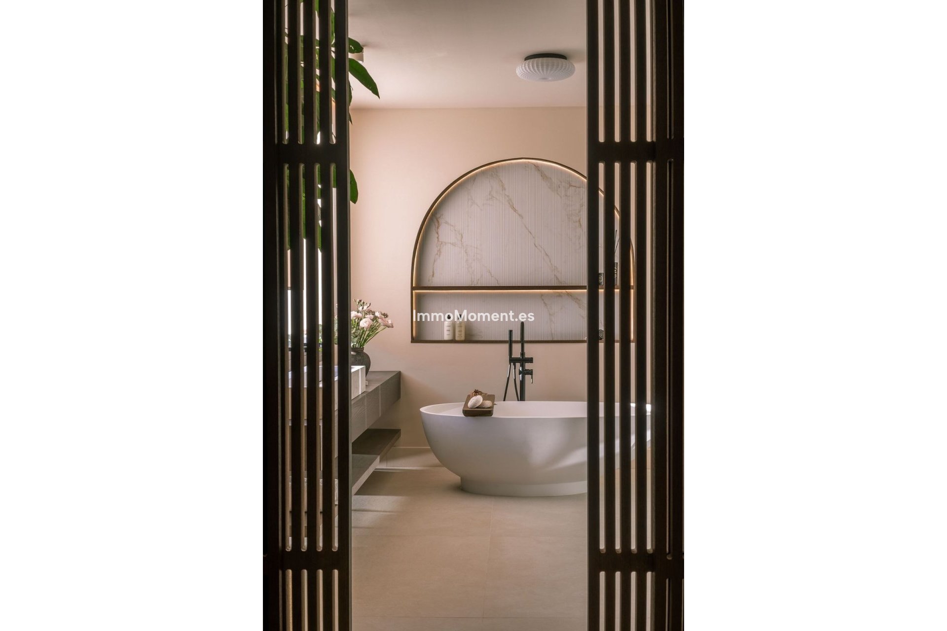 Resale - Villa - Marbella - Nueva Andalucía