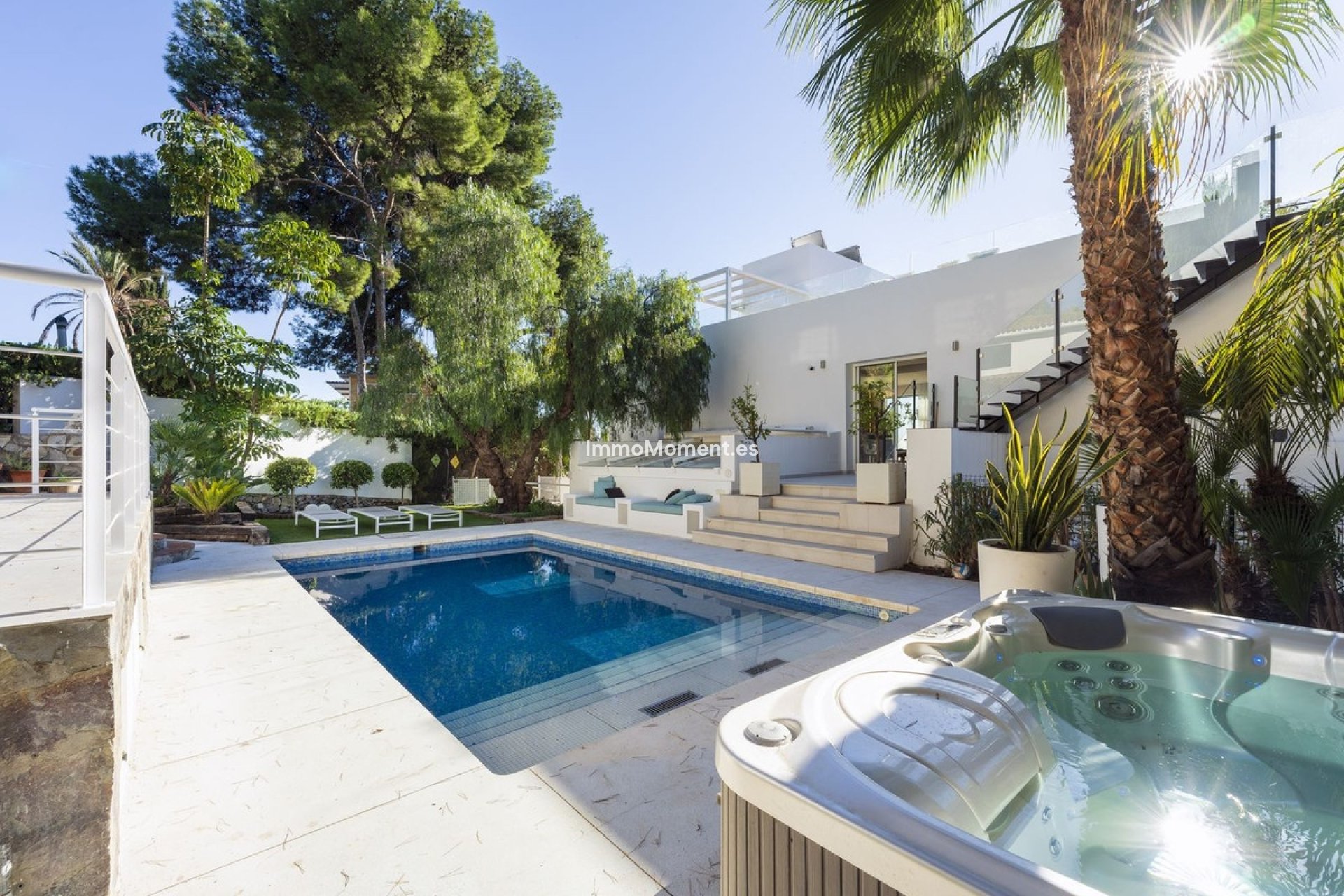Resale - Villa - Marbella - Nueva Andalucía