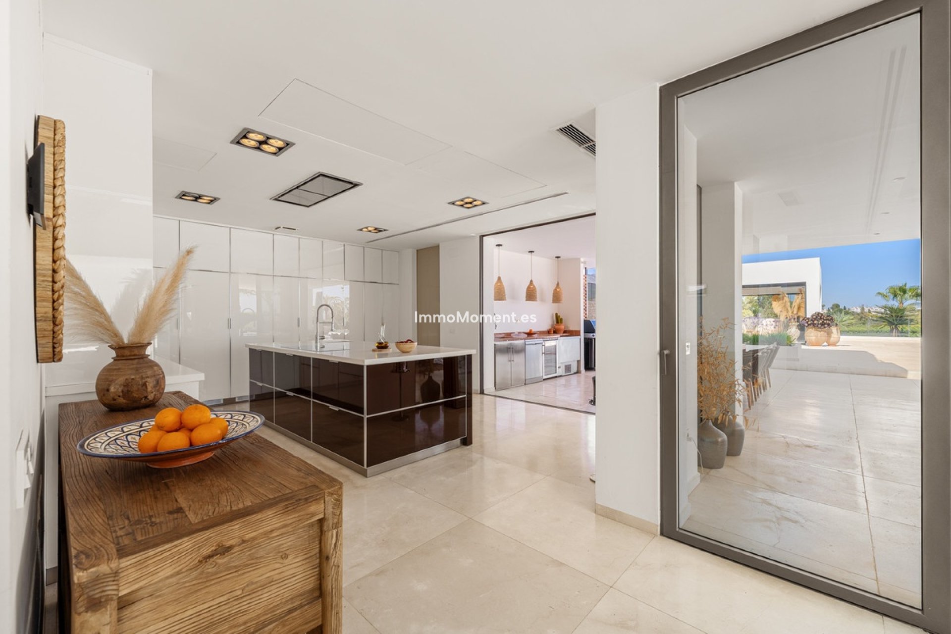 Resale - Villa - Marbella - Nueva Andalucía