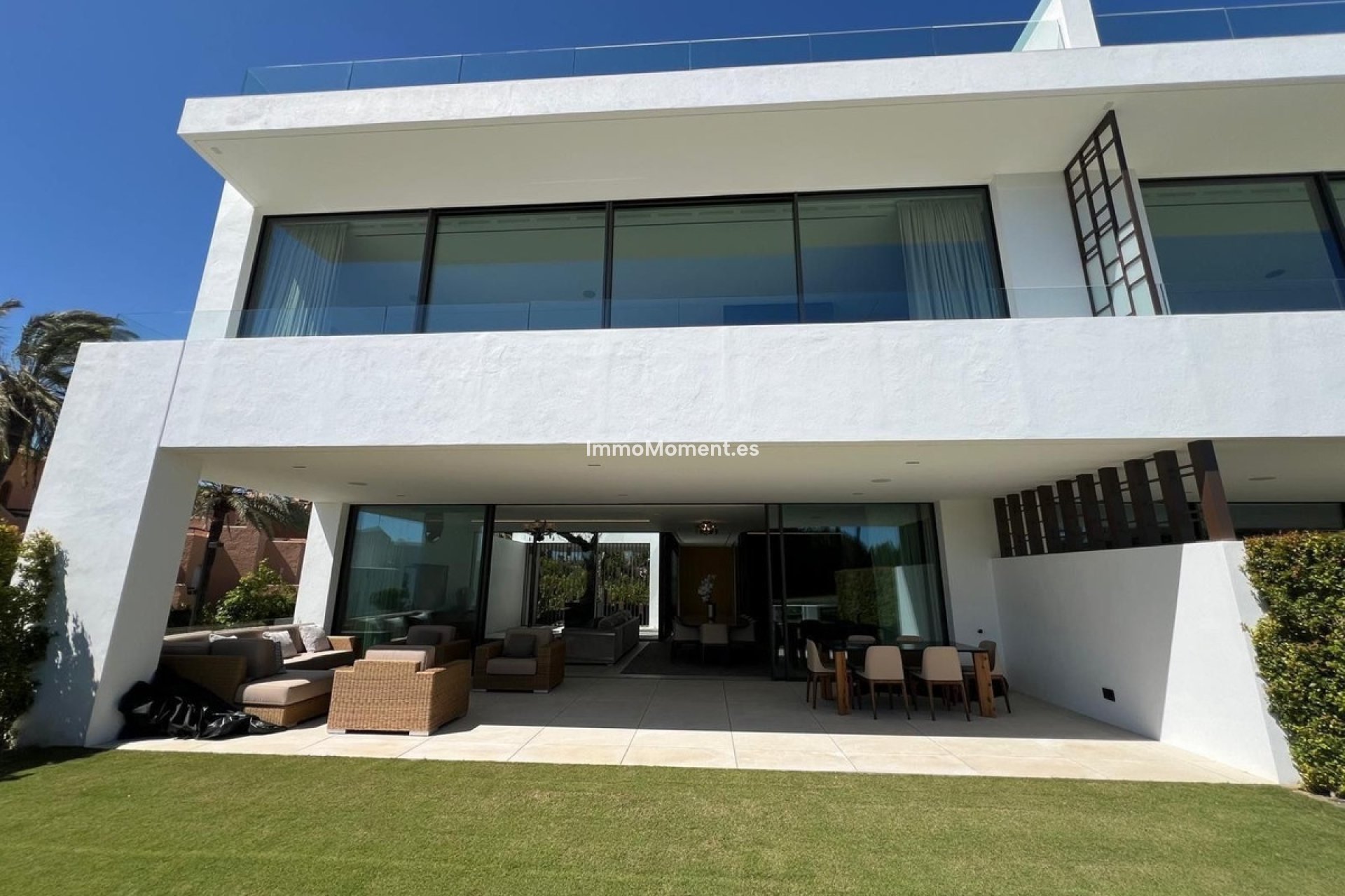 Resale - Villa - Marbella - Nueva Andalucía