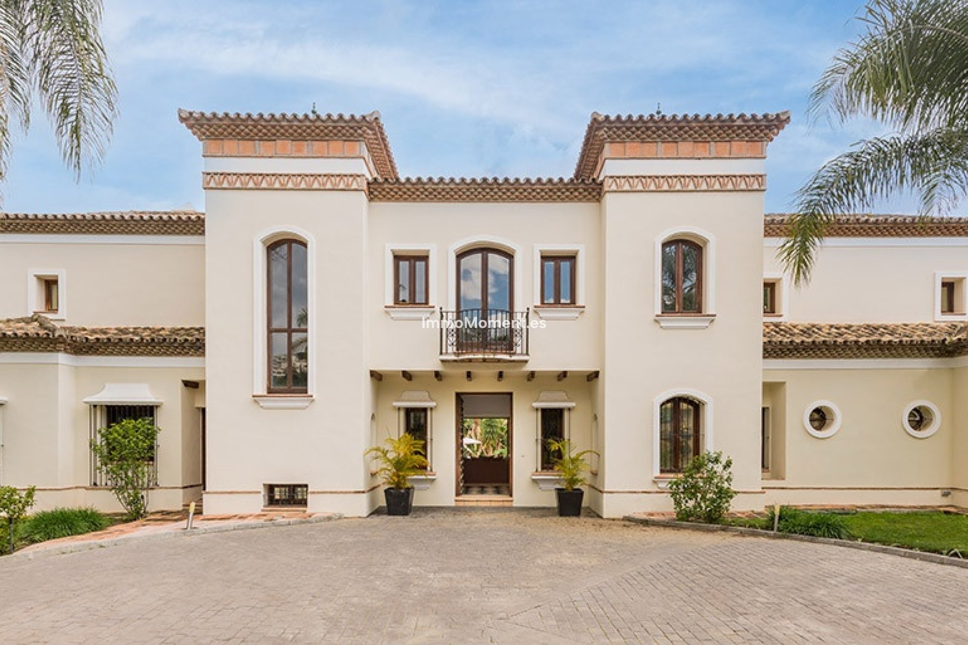 Resale - Villa - Marbella - Nueva Andalucía