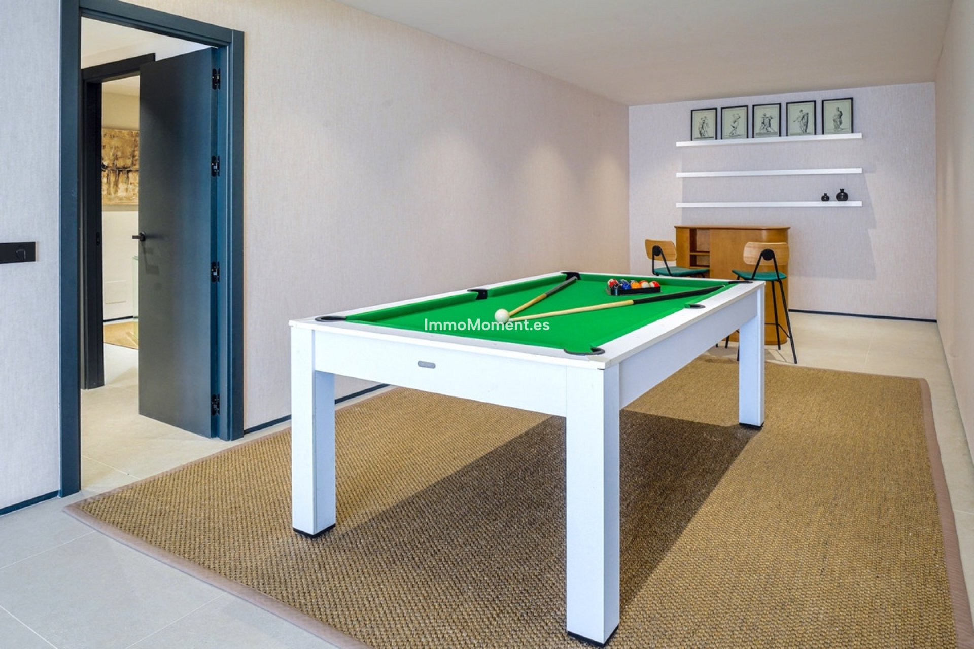 Resale - Villa - Marbella - Nueva Andalucía