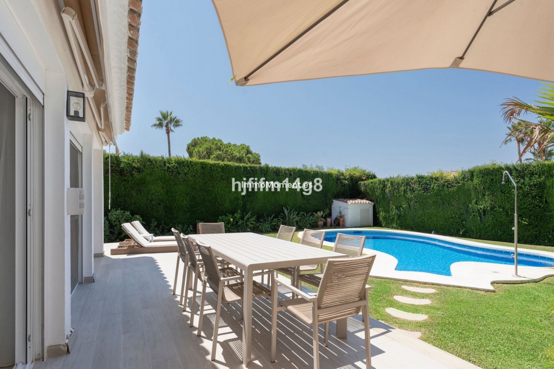 Resale - Villa - Marbella - Nueva Andalucía