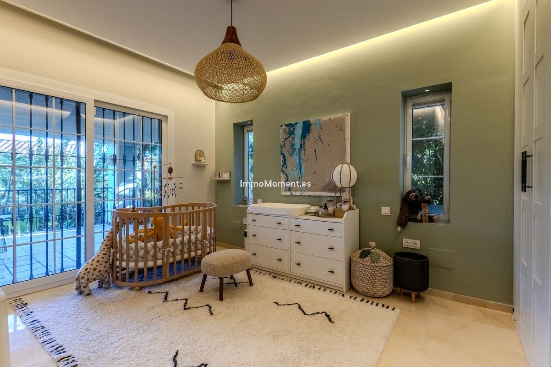 Resale - Villa - Marbella - Nueva Andalucía