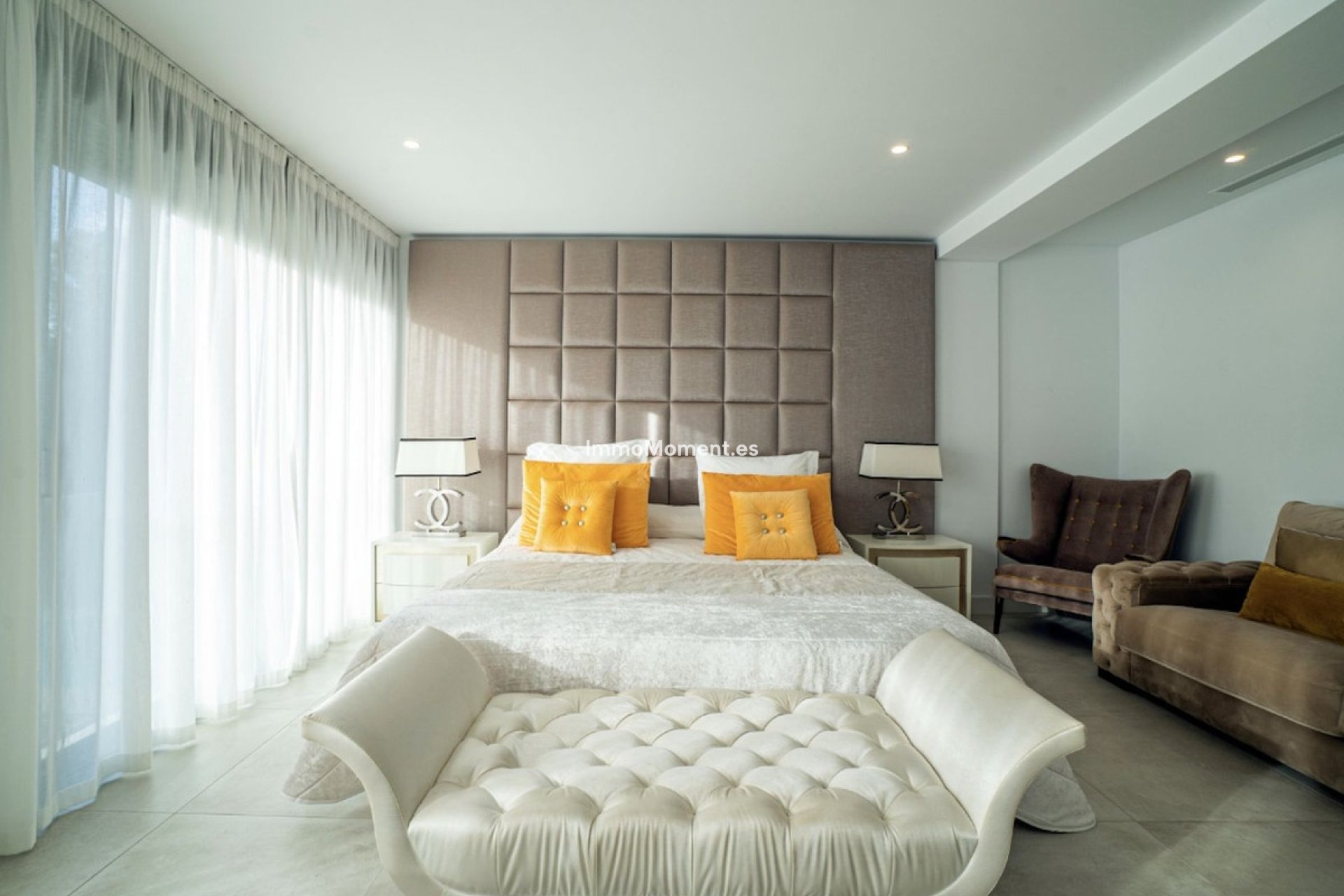 Resale - Villa - Marbella - Nueva Andalucía