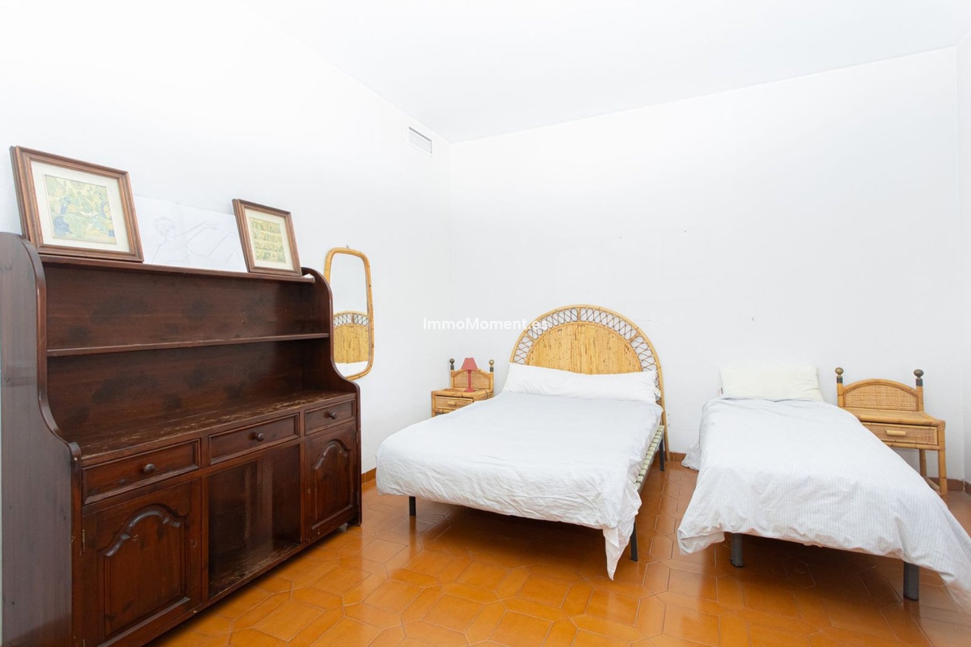 Resale - Villa - Marbella - Nueva Andalucía