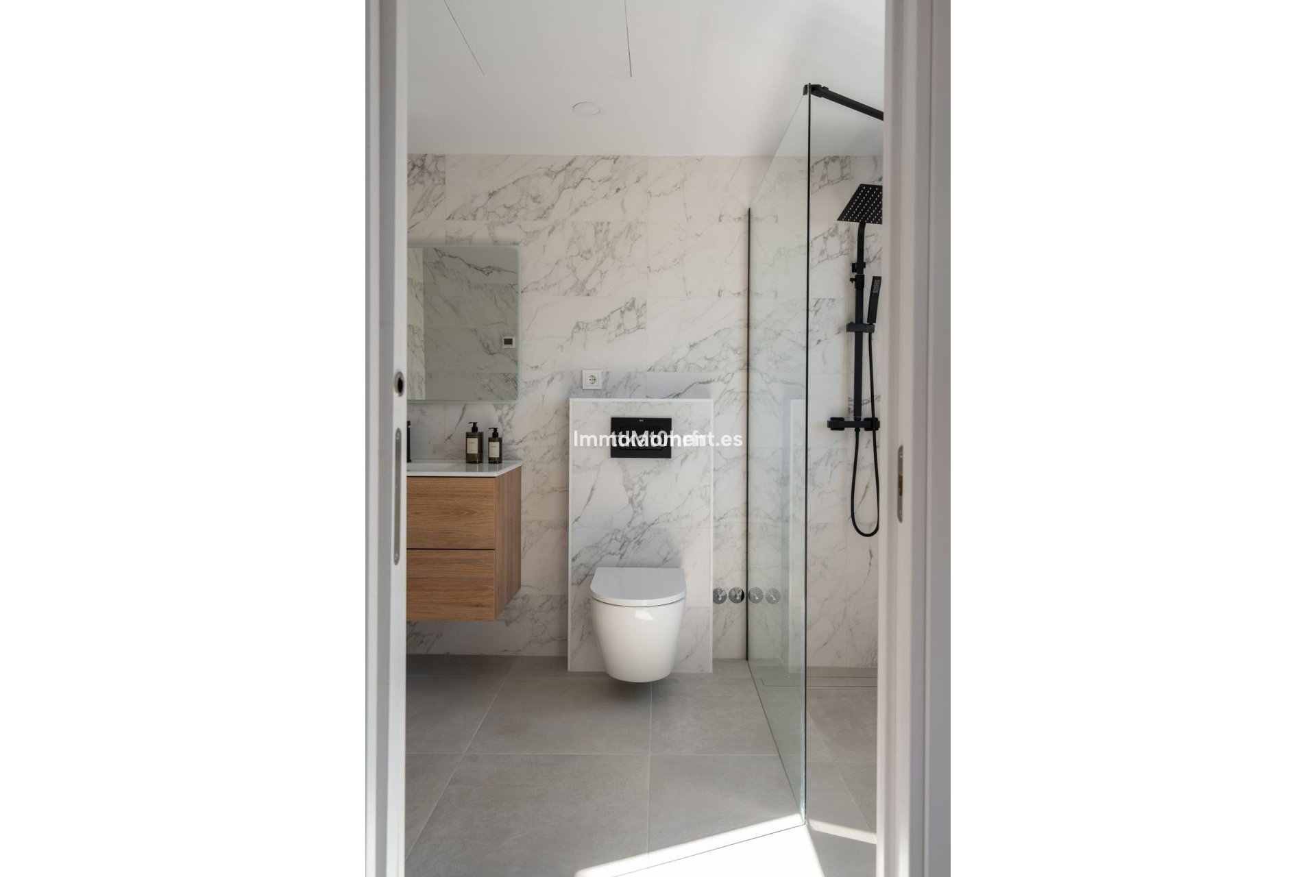 Resale - Villa - Marbella - Nueva Andalucía