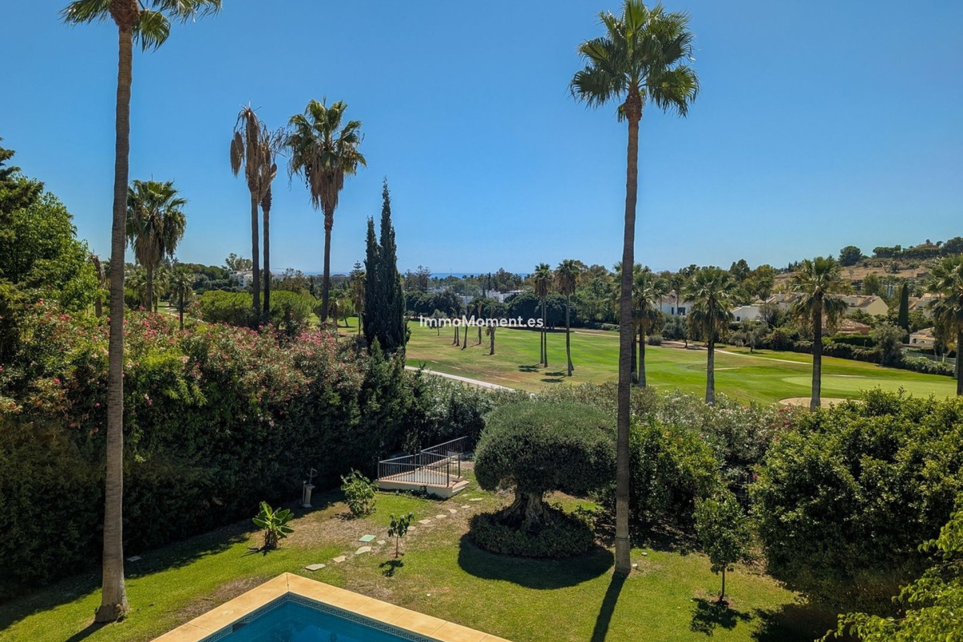 Resale - Villa - Marbella - Nueva Andalucía