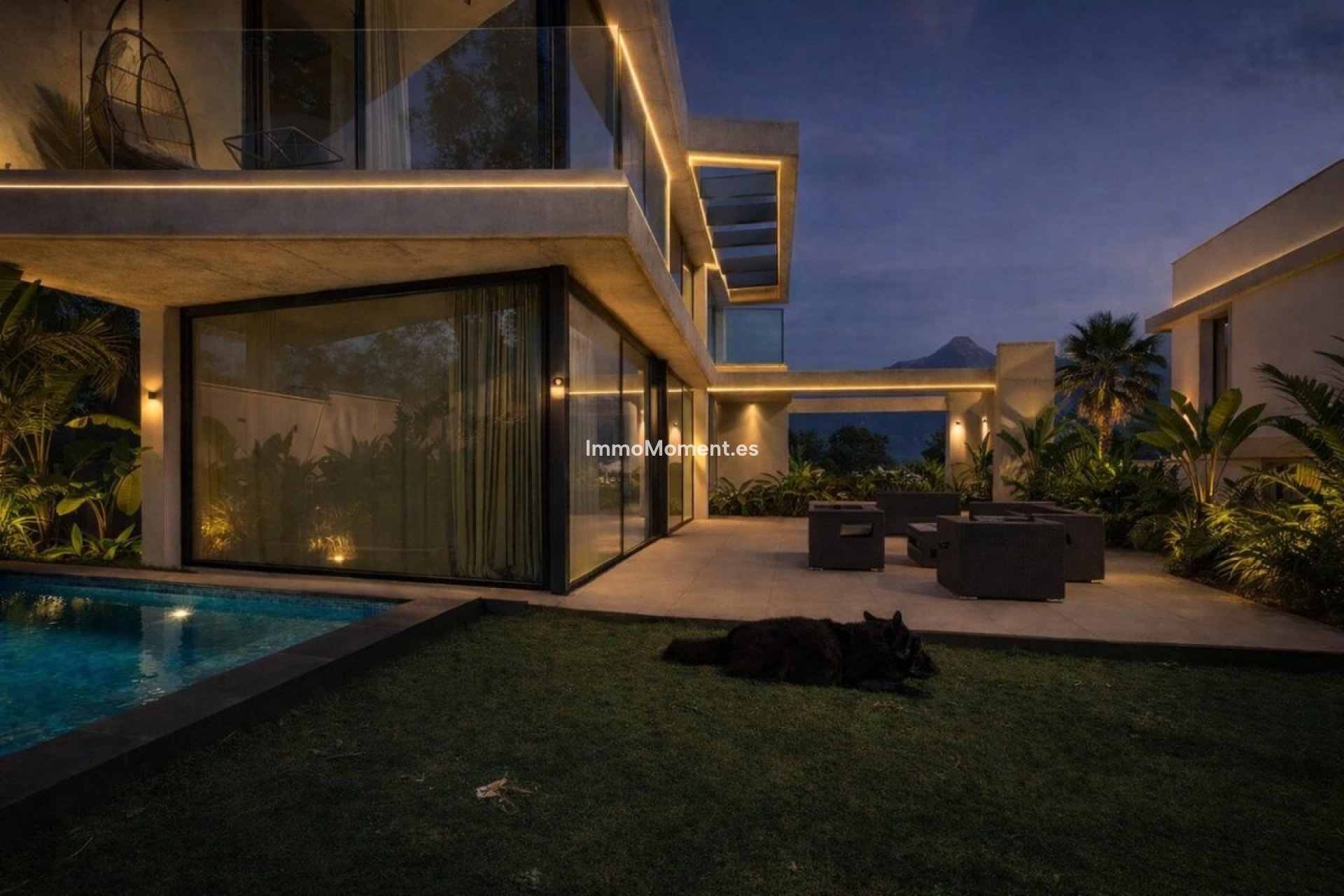 Resale - Villa - Marbella - Nueva Andalucía