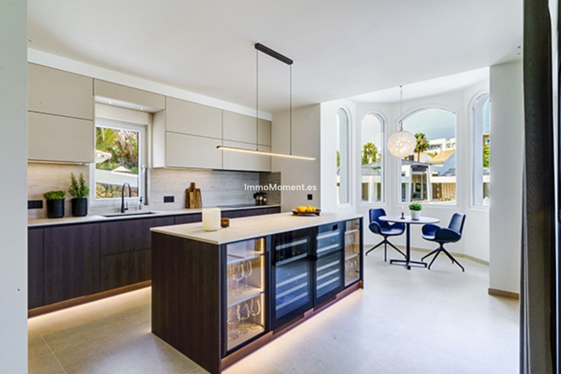 Resale - Villa - Marbella - Nueva Andalucía