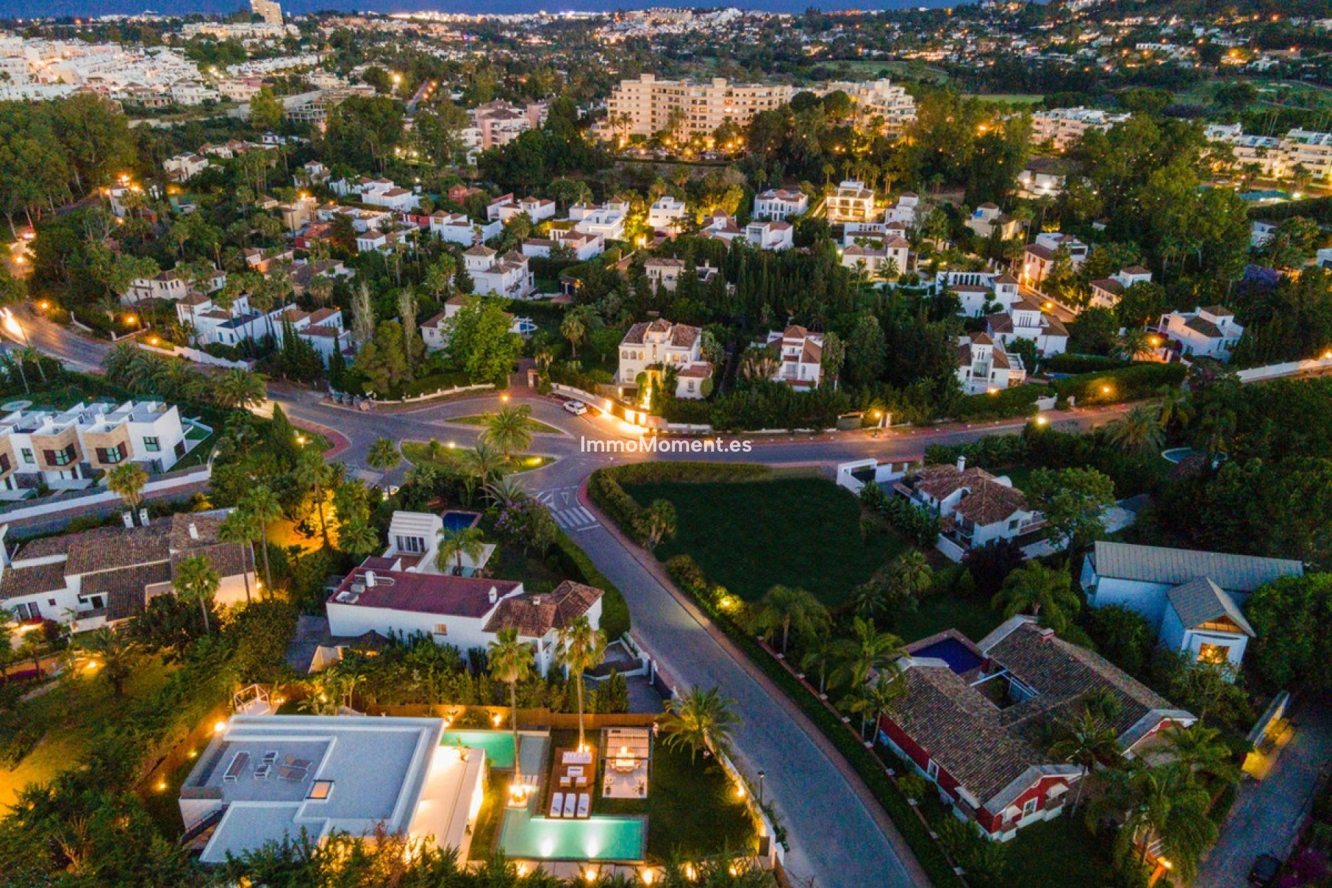 Resale - Villa - Marbella - Nueva Andalucía