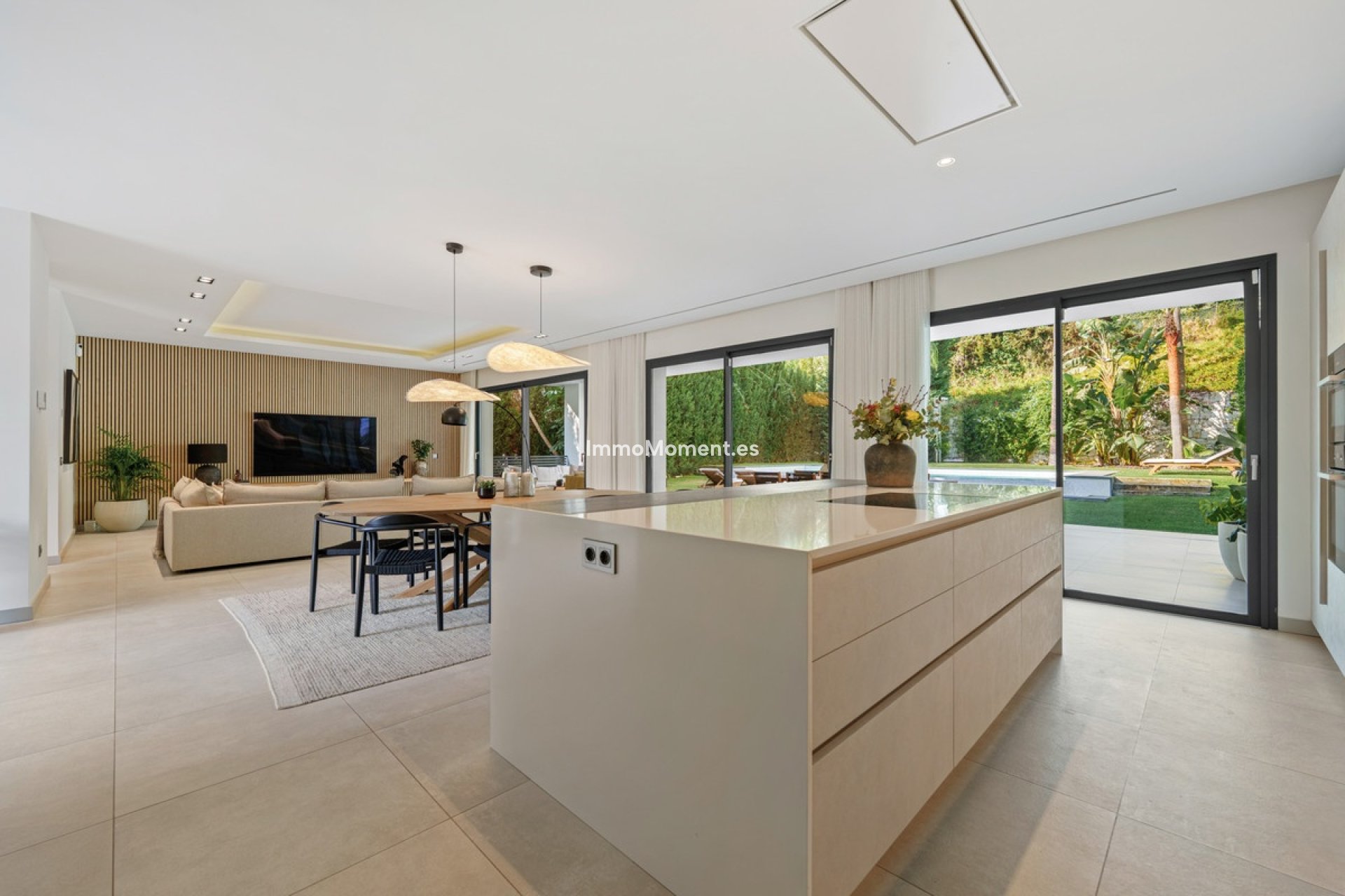 Resale - Villa - Marbella - Nueva Andalucía